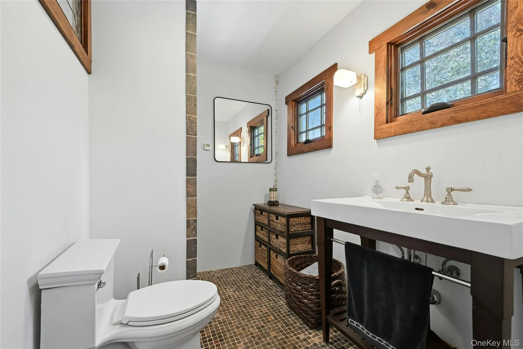 425 Maple Lane, Southold, NY, 4 Bedrooms Bedrooms, 8 Rooms Rooms,3 BathroomsBathrooms,Residential,For Rent,Maple,0,1024798 425 Maple Lane, Southold, NY, 4 Bedrooms Bedrooms, 8 Rooms Rooms,3 BathroomsBathrooms,Residential,For Rent,Maple,0,1024798