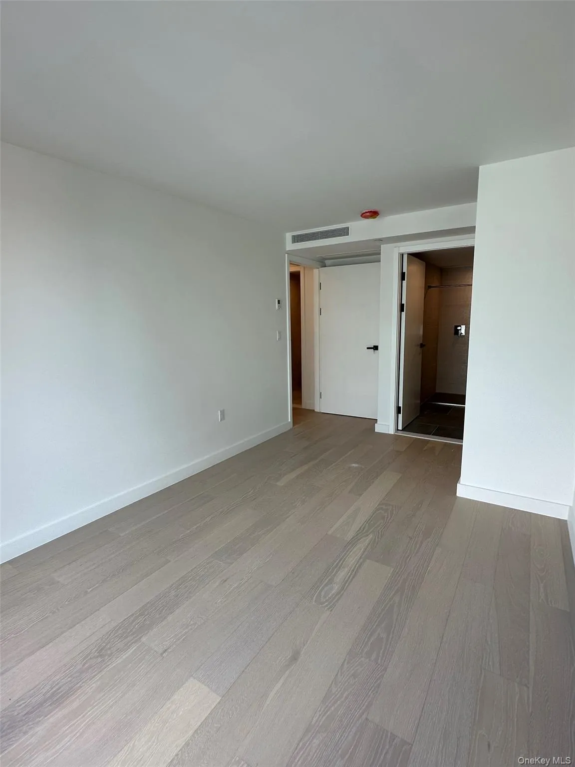 144-49 Northern Boulevard, New York, NY, 2 Bedrooms Bedrooms, 4 Rooms Rooms,2 BathroomsBathrooms,Residential,For Rent,Northern,0,1024803 144-49 Northern Boulevard, New York, NY, 2 Bedrooms Bedrooms, 4 Rooms Rooms,2 BathroomsBathrooms,Residential,For Rent,Northern,0,1024803