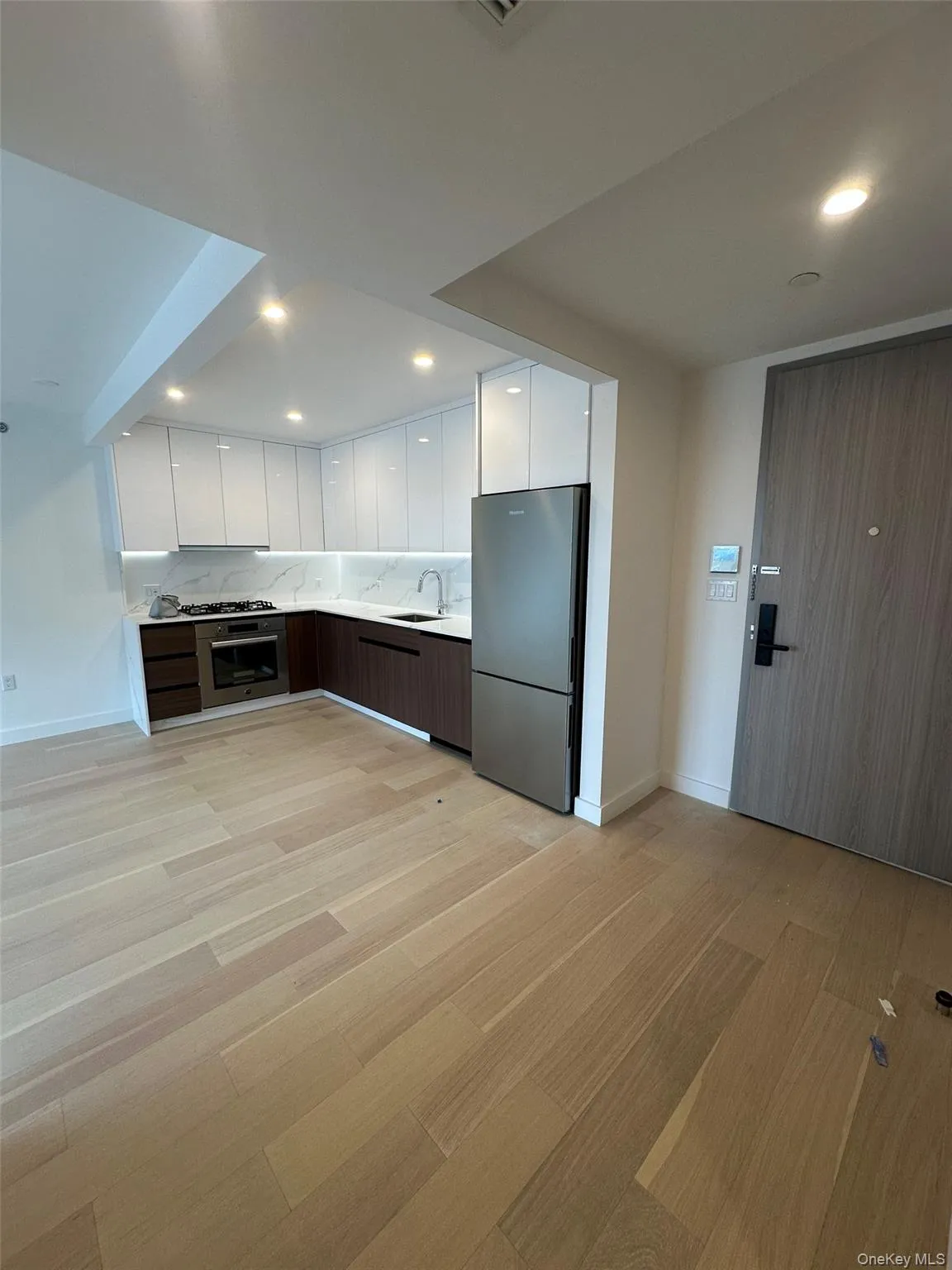 144-49 Northern Boulevard, New York, NY, 2 Bedrooms Bedrooms, 4 Rooms Rooms,2 BathroomsBathrooms,Residential,For Rent,Northern,0,1024803 144-49 Northern Boulevard, New York, NY, 2 Bedrooms Bedrooms, 4 Rooms Rooms,2 BathroomsBathrooms,Residential,For Rent,Northern,0,1024803