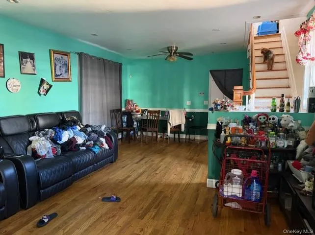 646 230th Street, New York, NY, 3 Bedrooms Bedrooms, 5 Rooms Rooms,1 BathroomBathrooms,Residential,For Rent,230th,0,1024808 646 230th Street, New York, NY, 3 Bedrooms Bedrooms, 5 Rooms Rooms,1 BathroomBathrooms,Residential,For Rent,230th,0,1024808