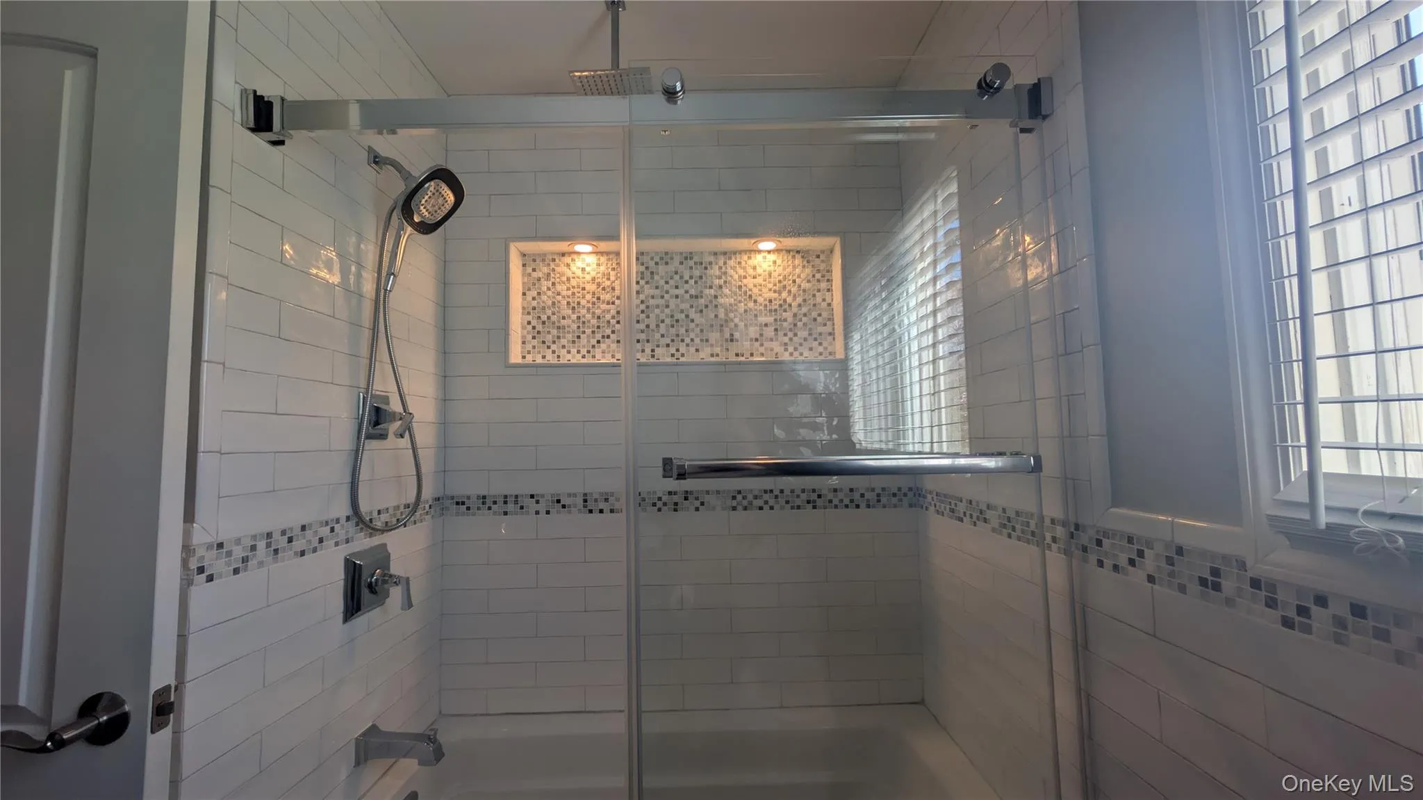 4 Harris Court, Smithtown, NY, 5 Bedrooms Bedrooms, 9 Rooms Rooms,2 BathroomsBathrooms,Residential,For Rent,Harris,0,1024810 4 Harris Court, Smithtown, NY, 5 Bedrooms Bedrooms, 9 Rooms Rooms,2 BathroomsBathrooms,Residential,For Rent,Harris,0,1024810