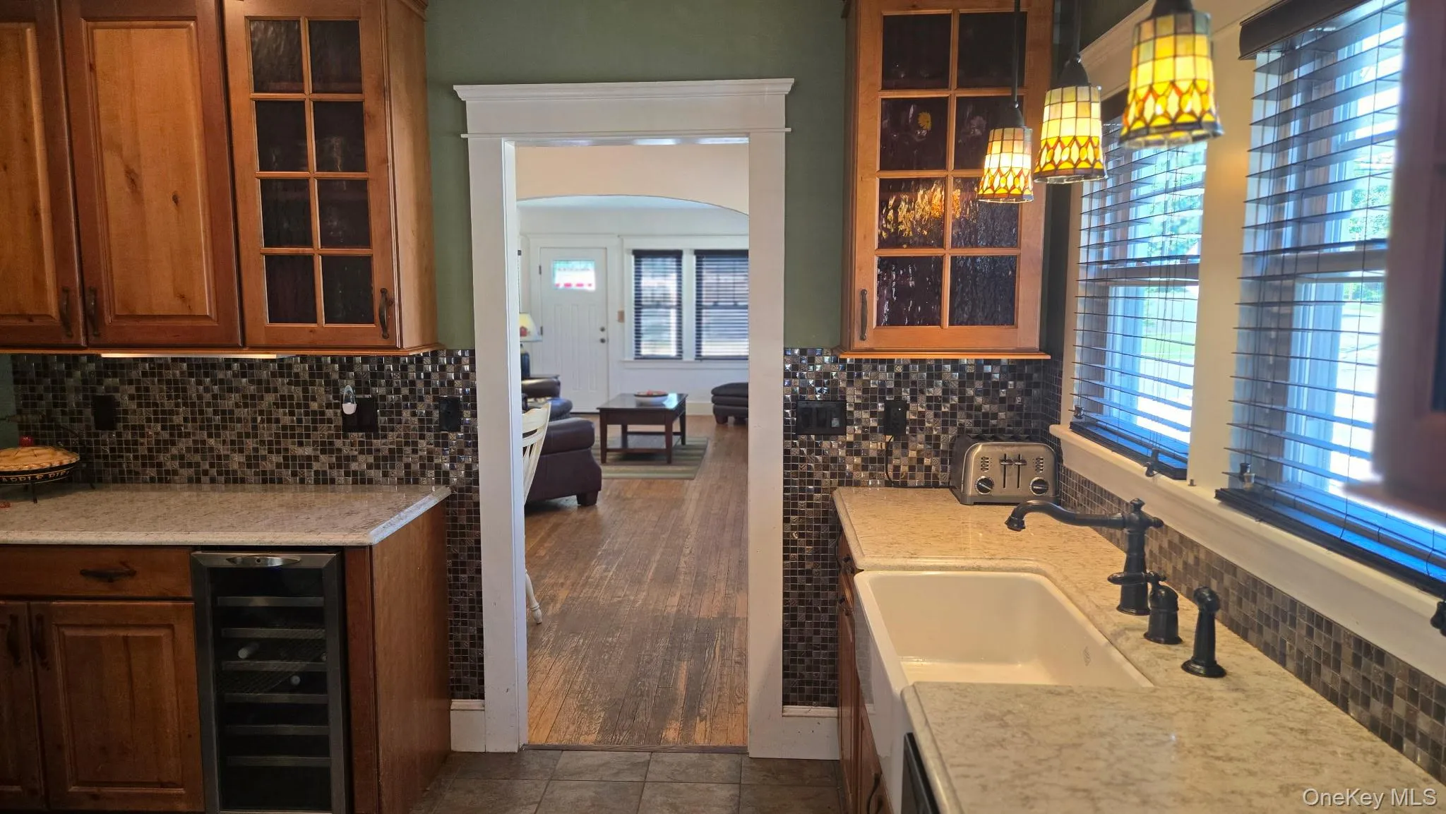 61 Highland Avenue, Brookhaven, NY, 3 Bedrooms Bedrooms, 6 Rooms Rooms,2 BathroomsBathrooms,Residential,For Rent,Highland,0,1024811 61 Highland Avenue, Brookhaven, NY, 3 Bedrooms Bedrooms, 6 Rooms Rooms,2 BathroomsBathrooms,Residential,For Rent,Highland,0,1024811