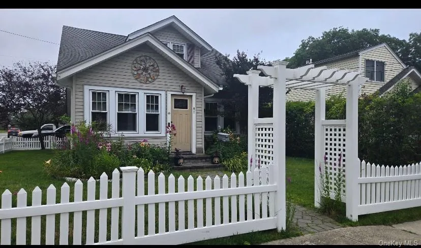 61 Highland Avenue, Brookhaven, NY, 3 Bedrooms Bedrooms, 6 Rooms Rooms,2 BathroomsBathrooms,Residential,For Rent,Highland,0,1024811 61 Highland Avenue, Brookhaven, NY, 3 Bedrooms Bedrooms, 6 Rooms Rooms,2 BathroomsBathrooms,Residential,For Rent,Highland,0,1024811