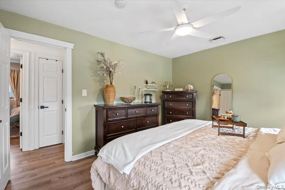 330 Granada Parkway, Babylon, NY, 4 Bedrooms Bedrooms, 9 Rooms Rooms,2 BathroomsBathrooms,Residential,For Rent,Granada,0,1024812 330 Granada Parkway, Babylon, NY, 4 Bedrooms Bedrooms, 9 Rooms Rooms,2 BathroomsBathrooms,Residential,For Rent,Granada,0,1024812