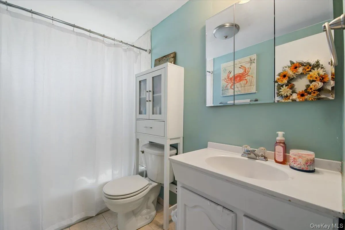 330 Granada Parkway, Babylon, NY, 4 Bedrooms Bedrooms, 9 Rooms Rooms,2 BathroomsBathrooms,Residential,For Rent,Granada,0,1024812 330 Granada Parkway, Babylon, NY, 4 Bedrooms Bedrooms, 9 Rooms Rooms,2 BathroomsBathrooms,Residential,For Rent,Granada,0,1024812