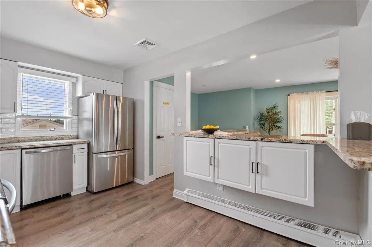 330 Granada Parkway, Babylon, NY, 4 Bedrooms Bedrooms, 9 Rooms Rooms,2 BathroomsBathrooms,Residential,For Rent,Granada,0,1024812 330 Granada Parkway, Babylon, NY, 4 Bedrooms Bedrooms, 9 Rooms Rooms,2 BathroomsBathrooms,Residential,For Rent,Granada,0,1024812