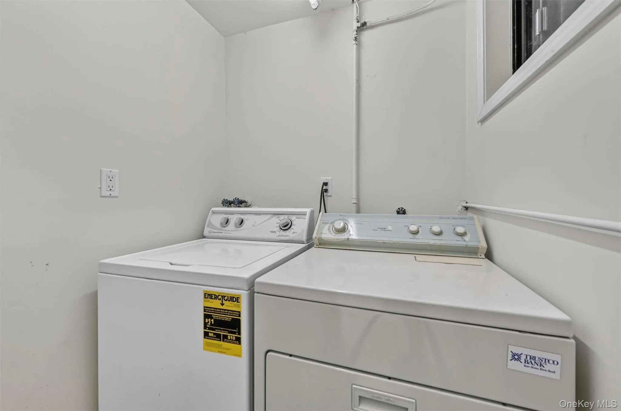 2 Catalina Court, Ramapo, NY, 6 Bedrooms Bedrooms, 18 Rooms Rooms,5 BathroomsBathrooms,Residential,For Rent,Catalina,0,1024822 2 Catalina Court, Ramapo, NY, 6 Bedrooms Bedrooms, 18 Rooms Rooms,5 BathroomsBathrooms,Residential,For Rent,Catalina,0,1024822
