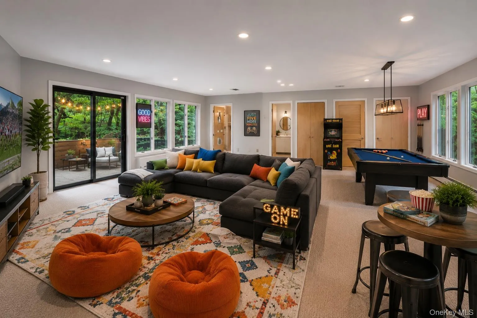2 Catalina Court, Ramapo, NY, 6 Bedrooms Bedrooms, 18 Rooms Rooms,5 BathroomsBathrooms,Residential,For Rent,Catalina,0,1024822 2 Catalina Court, Ramapo, NY, 6 Bedrooms Bedrooms, 18 Rooms Rooms,5 BathroomsBathrooms,Residential,For Rent,Catalina,0,1024822