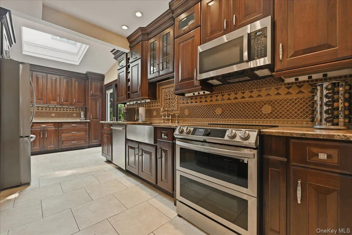1279 Paul Street, Hempstead, NY, 3 Bedrooms Bedrooms, 7 Rooms Rooms,1 BathroomBathrooms,Residential,For Rent,Paul,0,1024825 1279 Paul Street, Hempstead, NY, 3 Bedrooms Bedrooms, 7 Rooms Rooms,1 BathroomBathrooms,Residential,For Rent,Paul,0,1024825