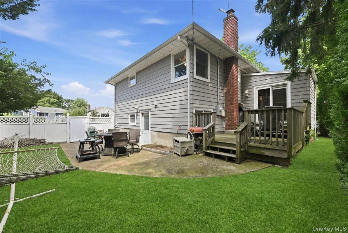 1279 Paul Street, Hempstead, NY, 3 Bedrooms Bedrooms, 7 Rooms Rooms,1 BathroomBathrooms,Residential,For Rent,Paul,0,1024825 1279 Paul Street, Hempstead, NY, 3 Bedrooms Bedrooms, 7 Rooms Rooms,1 BathroomBathrooms,Residential,For Rent,Paul,0,1024825