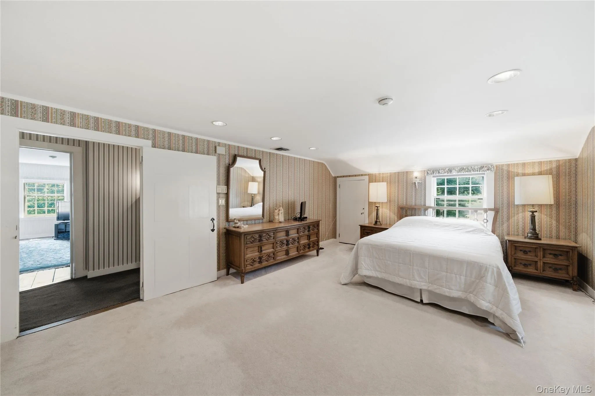 255 Manor Road, New York, NY, 5 Bedrooms Bedrooms, 9 Rooms Rooms,3 BathroomsBathrooms,Residential,For Rent,Manor,0,1024826 255 Manor Road, New York, NY, 5 Bedrooms Bedrooms, 9 Rooms Rooms,3 BathroomsBathrooms,Residential,For Rent,Manor,0,1024826