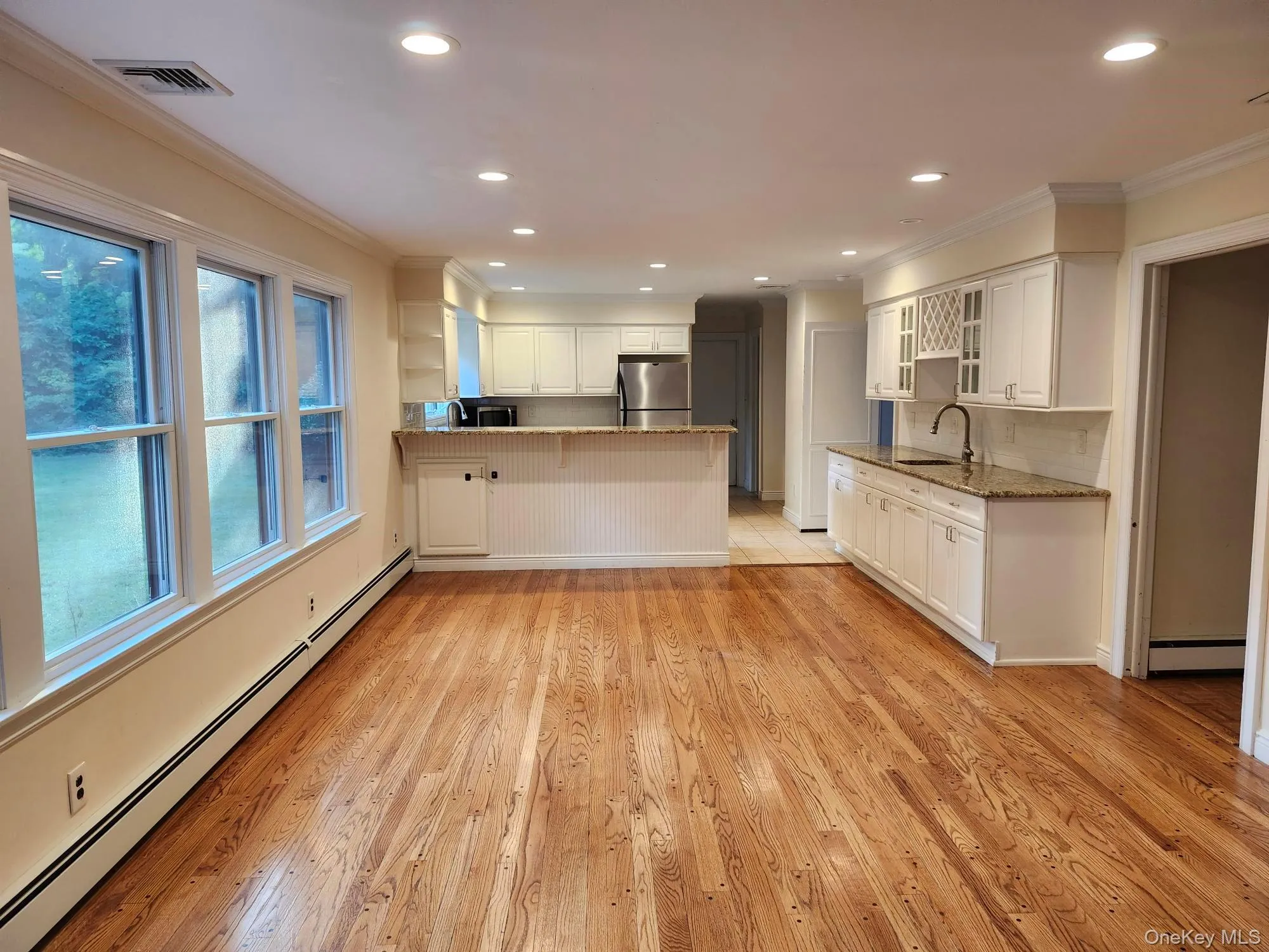 11 Smith Lane, Smithtown, NY, 4 Bedrooms Bedrooms, 9 Rooms Rooms,2 BathroomsBathrooms,Residential,For Rent,Smith,0,1024831 11 Smith Lane, Smithtown, NY, 4 Bedrooms Bedrooms, 9 Rooms Rooms,2 BathroomsBathrooms,Residential,For Rent,Smith,0,1024831