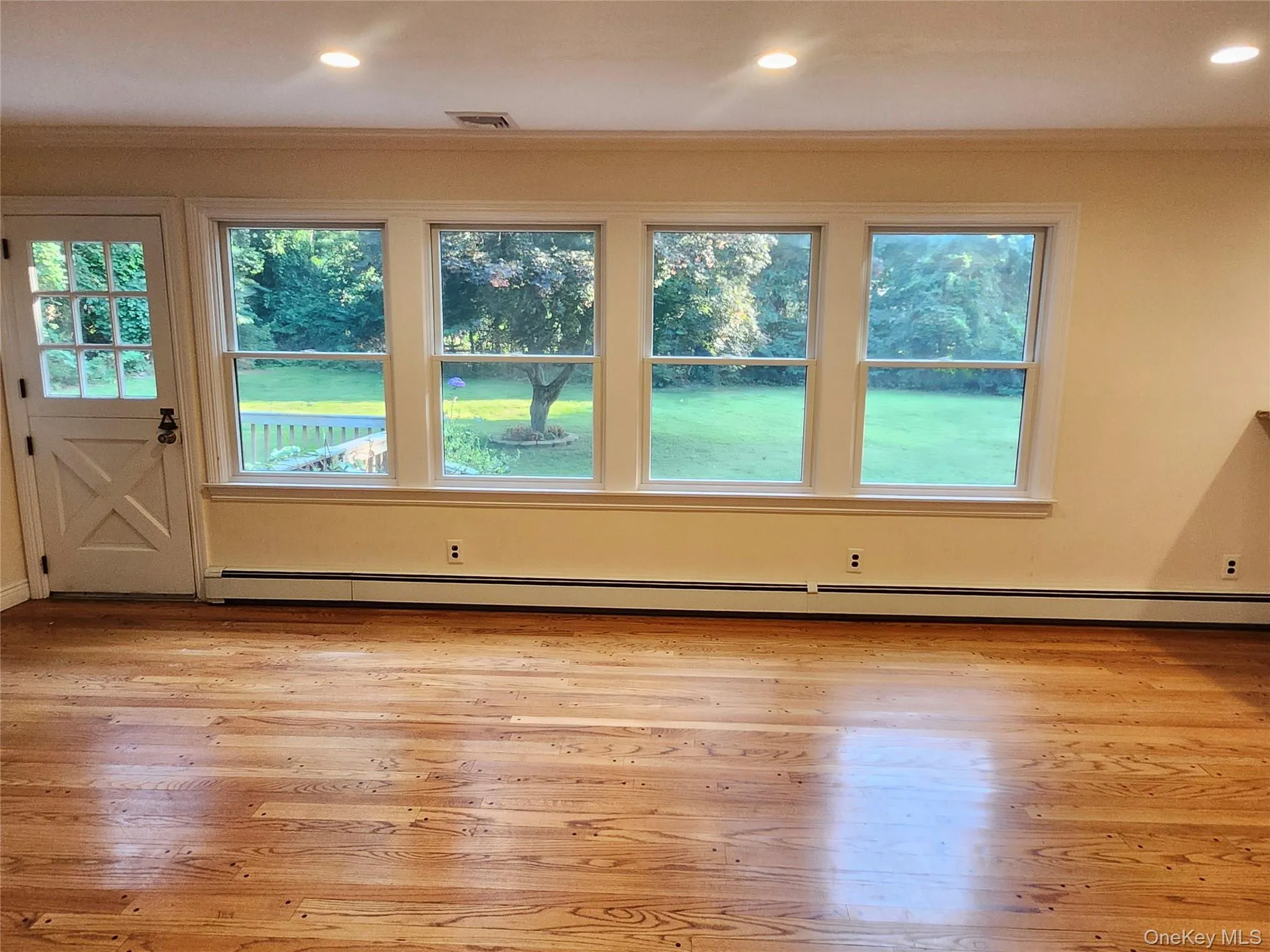 11 Smith Lane, Smithtown, NY, 4 Bedrooms Bedrooms, 9 Rooms Rooms,2 BathroomsBathrooms,Residential,For Rent,Smith,0,1024831 11 Smith Lane, Smithtown, NY, 4 Bedrooms Bedrooms, 9 Rooms Rooms,2 BathroomsBathrooms,Residential,For Rent,Smith,0,1024831