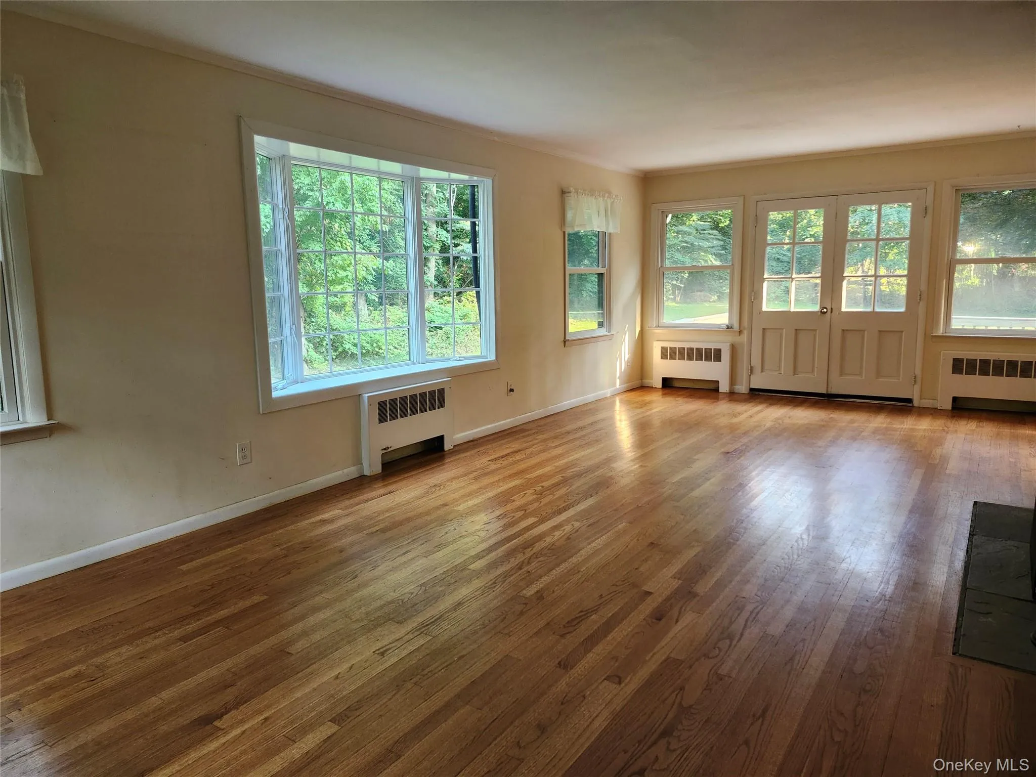 11 Smith Lane, Smithtown, NY, 4 Bedrooms Bedrooms, 9 Rooms Rooms,2 BathroomsBathrooms,Residential,For Rent,Smith,0,1024831 11 Smith Lane, Smithtown, NY, 4 Bedrooms Bedrooms, 9 Rooms Rooms,2 BathroomsBathrooms,Residential,For Rent,Smith,0,1024831