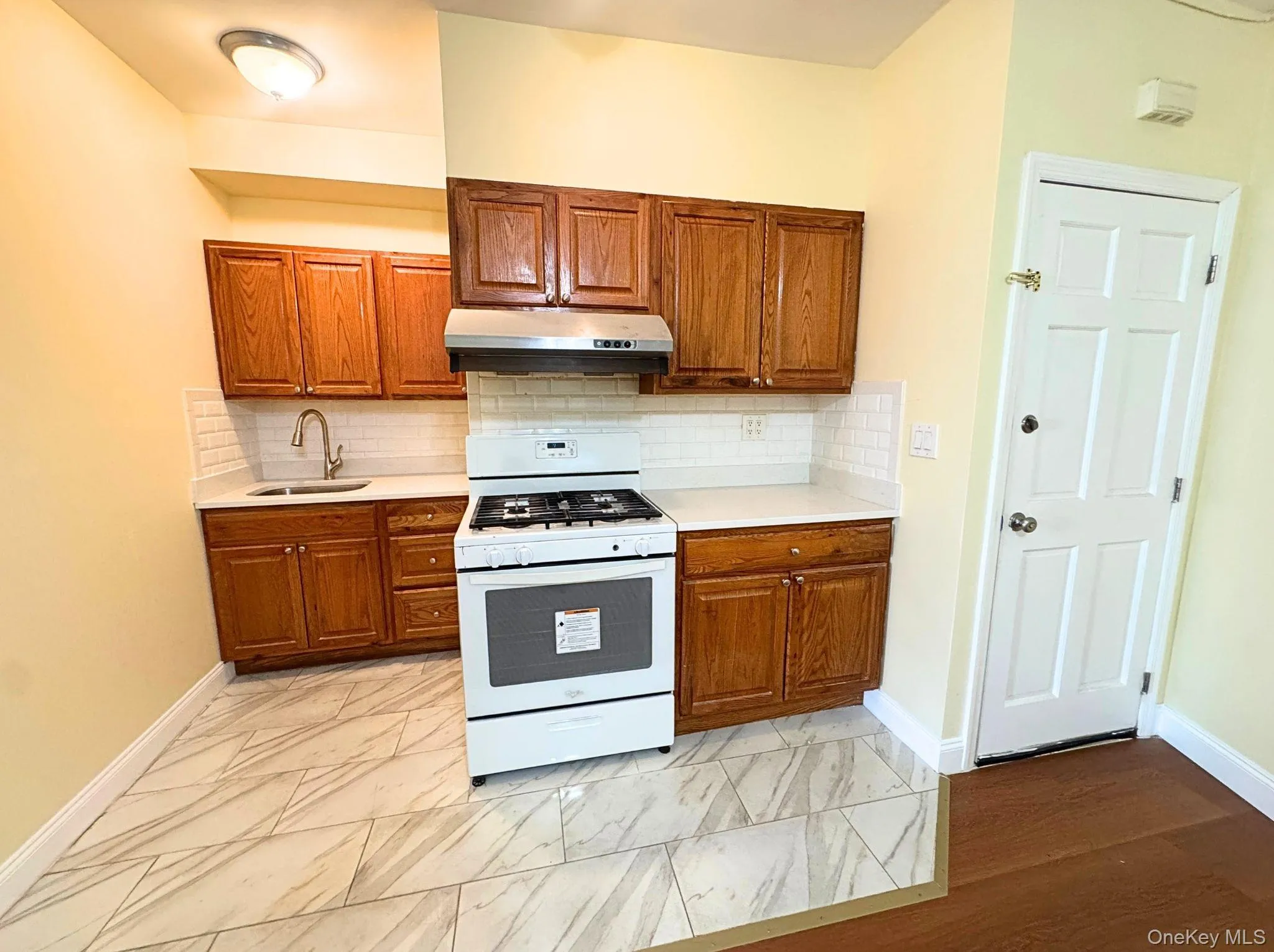 20-12 123rd Street, New York, NY, 3 Bedrooms Bedrooms, 5 Rooms Rooms,1 BathroomBathrooms,Residential Lease,For Rent,123rd,0,1024837 20-12 123rd Street, New York, NY, 3 Bedrooms Bedrooms, 5 Rooms Rooms,1 BathroomBathrooms,Residential Lease,For Rent,123rd,0,1024837