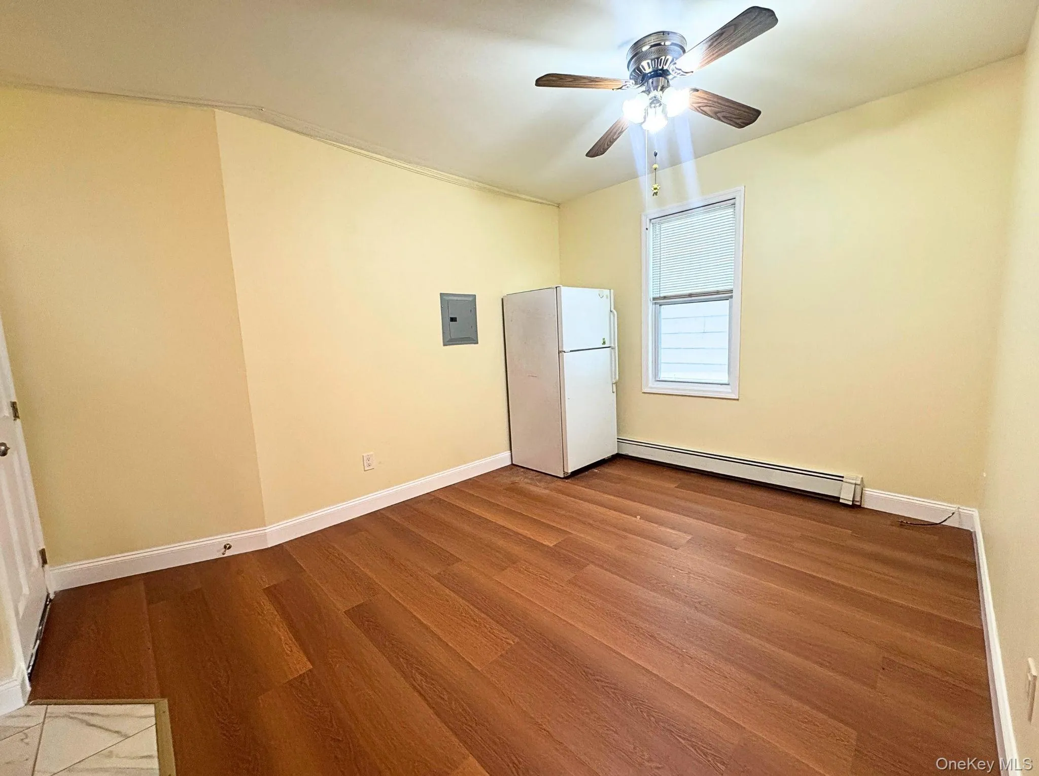 20-12 123rd Street, New York, NY, 3 Bedrooms Bedrooms, 5 Rooms Rooms,1 BathroomBathrooms,Residential Lease,For Rent,123rd,0,1024837 20-12 123rd Street, New York, NY, 3 Bedrooms Bedrooms, 5 Rooms Rooms,1 BathroomBathrooms,Residential Lease,For Rent,123rd,0,1024837