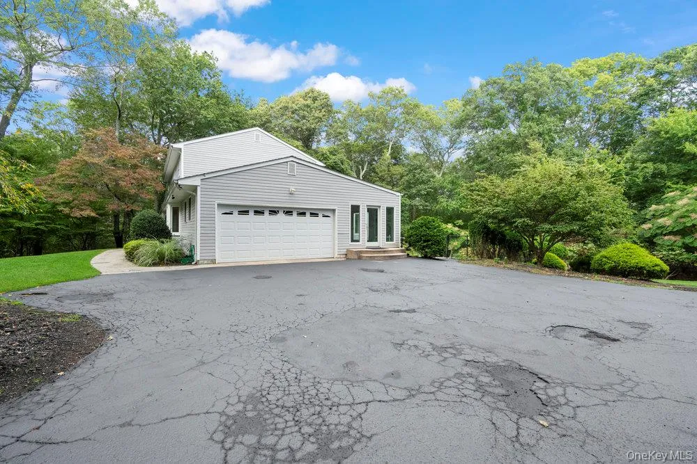 83 Shore Road, Brookhaven, NY, 4 Bedrooms Bedrooms, 11 Rooms Rooms,2 BathroomsBathrooms,Residential,For Rent,Shore,0,1024841 83 Shore Road, Brookhaven, NY, 4 Bedrooms Bedrooms, 11 Rooms Rooms,2 BathroomsBathrooms,Residential,For Rent,Shore,0,1024841
