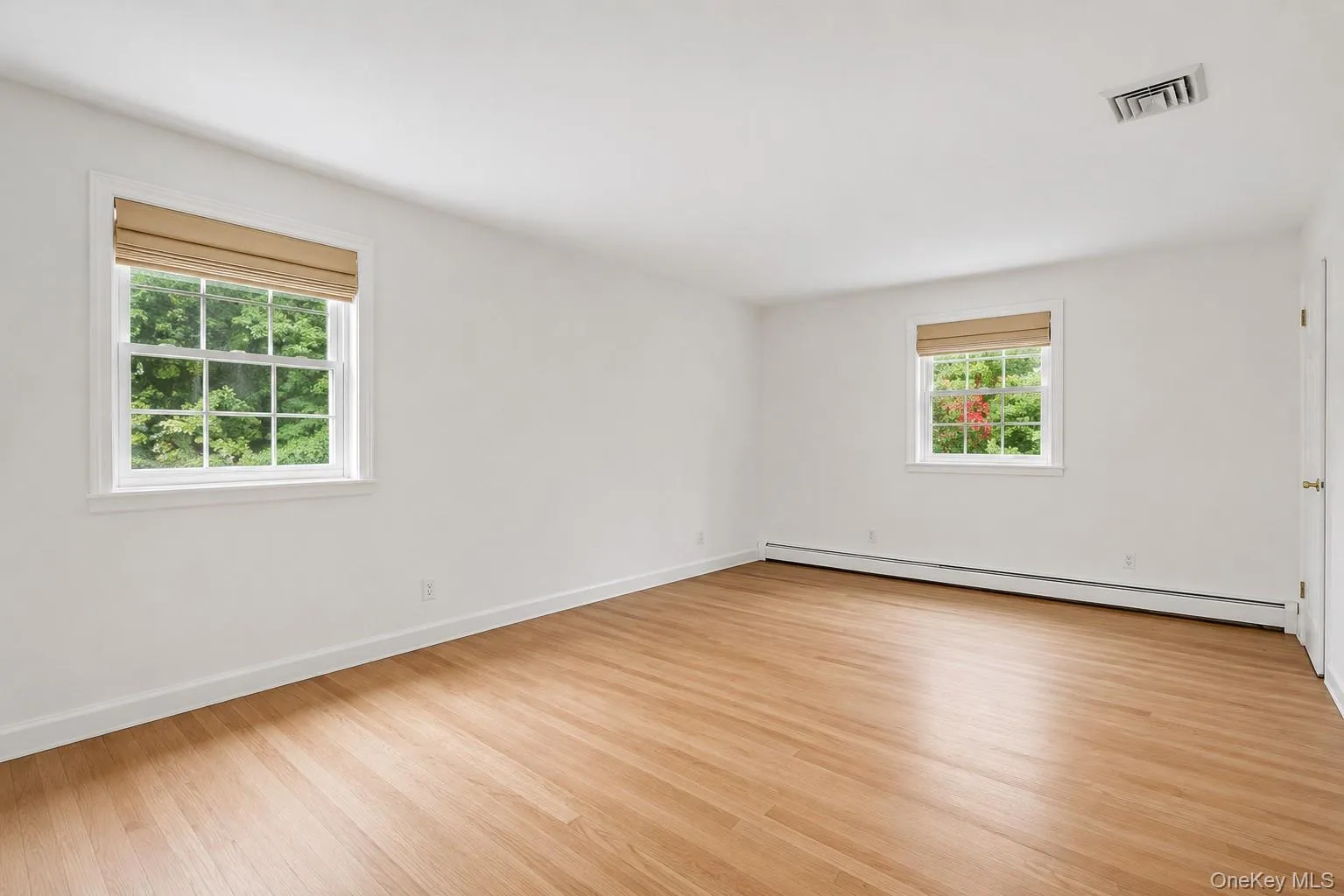 83 Shore Road, Brookhaven, NY, 4 Bedrooms Bedrooms, 11 Rooms Rooms,2 BathroomsBathrooms,Residential,For Rent,Shore,0,1024841 83 Shore Road, Brookhaven, NY, 4 Bedrooms Bedrooms, 11 Rooms Rooms,2 BathroomsBathrooms,Residential,For Rent,Shore,0,1024841