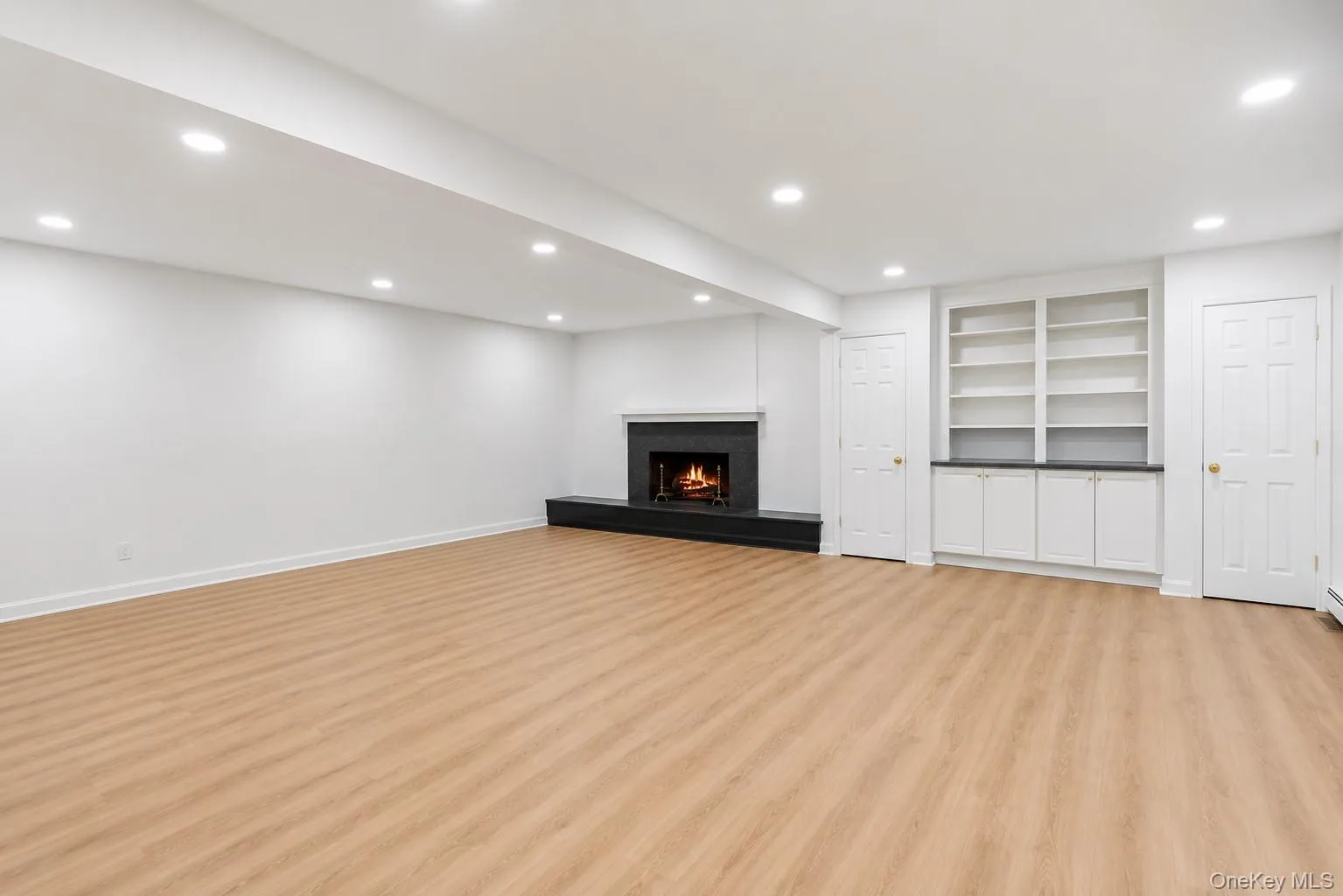 83 Shore Road, Brookhaven, NY, 4 Bedrooms Bedrooms, 11 Rooms Rooms,2 BathroomsBathrooms,Residential,For Rent,Shore,0,1024841 83 Shore Road, Brookhaven, NY, 4 Bedrooms Bedrooms, 11 Rooms Rooms,2 BathroomsBathrooms,Residential,For Rent,Shore,0,1024841