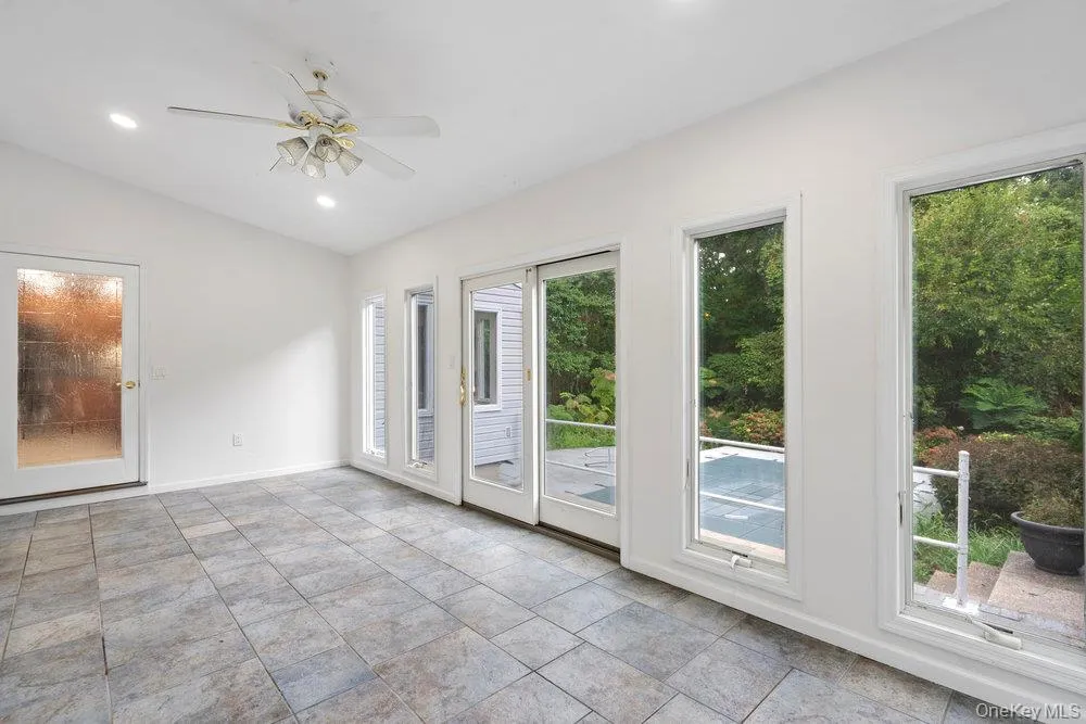 83 Shore Road, Brookhaven, NY, 4 Bedrooms Bedrooms, 11 Rooms Rooms,2 BathroomsBathrooms,Residential,For Rent,Shore,0,1024841 83 Shore Road, Brookhaven, NY, 4 Bedrooms Bedrooms, 11 Rooms Rooms,2 BathroomsBathrooms,Residential,For Rent,Shore,0,1024841