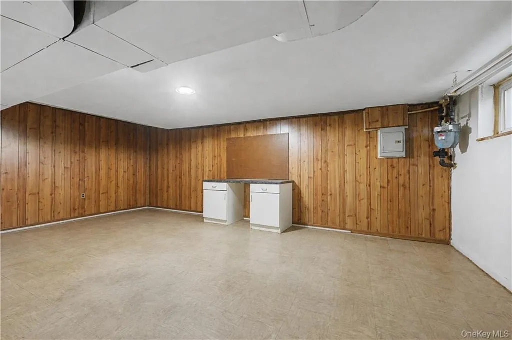 138 Van Cortlandt Park, New York, NY, 3 Bedrooms Bedrooms, 6 Rooms Rooms,2 BathroomsBathrooms,Residential,For Rent,Van Cortlandt,0,1024842 138 Van Cortlandt Park, New York, NY, 3 Bedrooms Bedrooms, 6 Rooms Rooms,2 BathroomsBathrooms,Residential,For Rent,Van Cortlandt,0,1024842