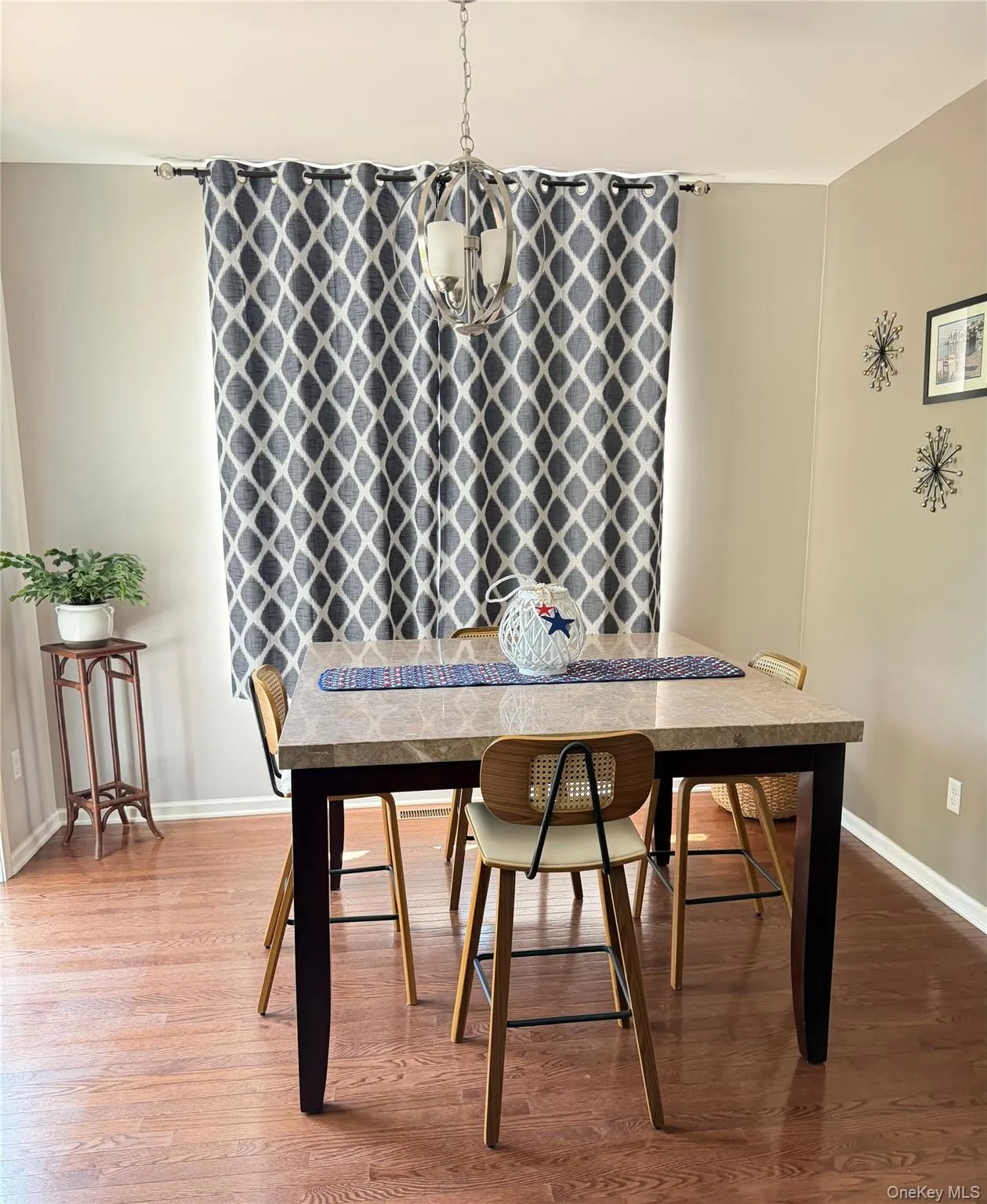 2012 Hawthorn Way, New Windsor, NY, 3 Bedrooms Bedrooms, 7 Rooms Rooms,2 BathroomsBathrooms,Residential,For Rent,Hawthorn,0,1024845 2012 Hawthorn Way, New Windsor, NY, 3 Bedrooms Bedrooms, 7 Rooms Rooms,2 BathroomsBathrooms,Residential,For Rent,Hawthorn,0,1024845