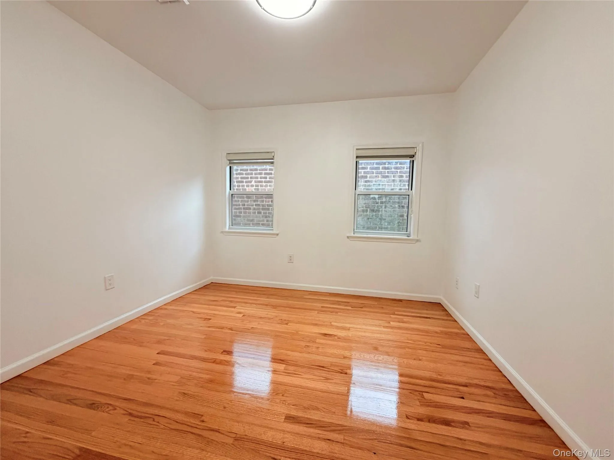 3432 205th Street, New York, NY, 3 Bedrooms Bedrooms, 5 Rooms Rooms,2 BathroomsBathrooms,Residential Lease,For Rent,205th,0,1024848 3432 205th Street, New York, NY, 3 Bedrooms Bedrooms, 5 Rooms Rooms,2 BathroomsBathrooms,Residential Lease,For Rent,205th,0,1024848