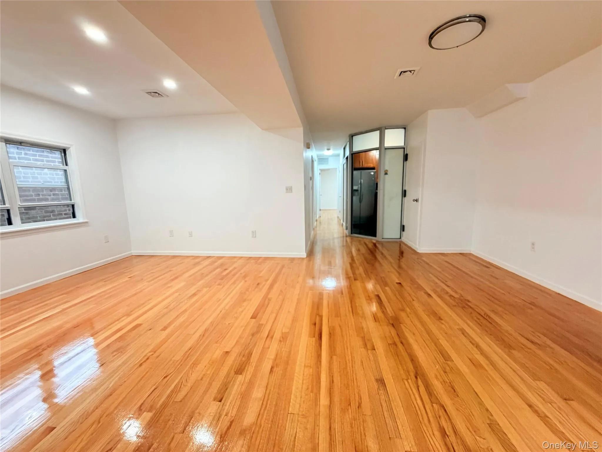 3432 205th Street, New York, NY, 3 Bedrooms Bedrooms, 5 Rooms Rooms,2 BathroomsBathrooms,Residential Lease,For Rent,205th,0,1024848 3432 205th Street, New York, NY, 3 Bedrooms Bedrooms, 5 Rooms Rooms,2 BathroomsBathrooms,Residential Lease,For Rent,205th,0,1024848