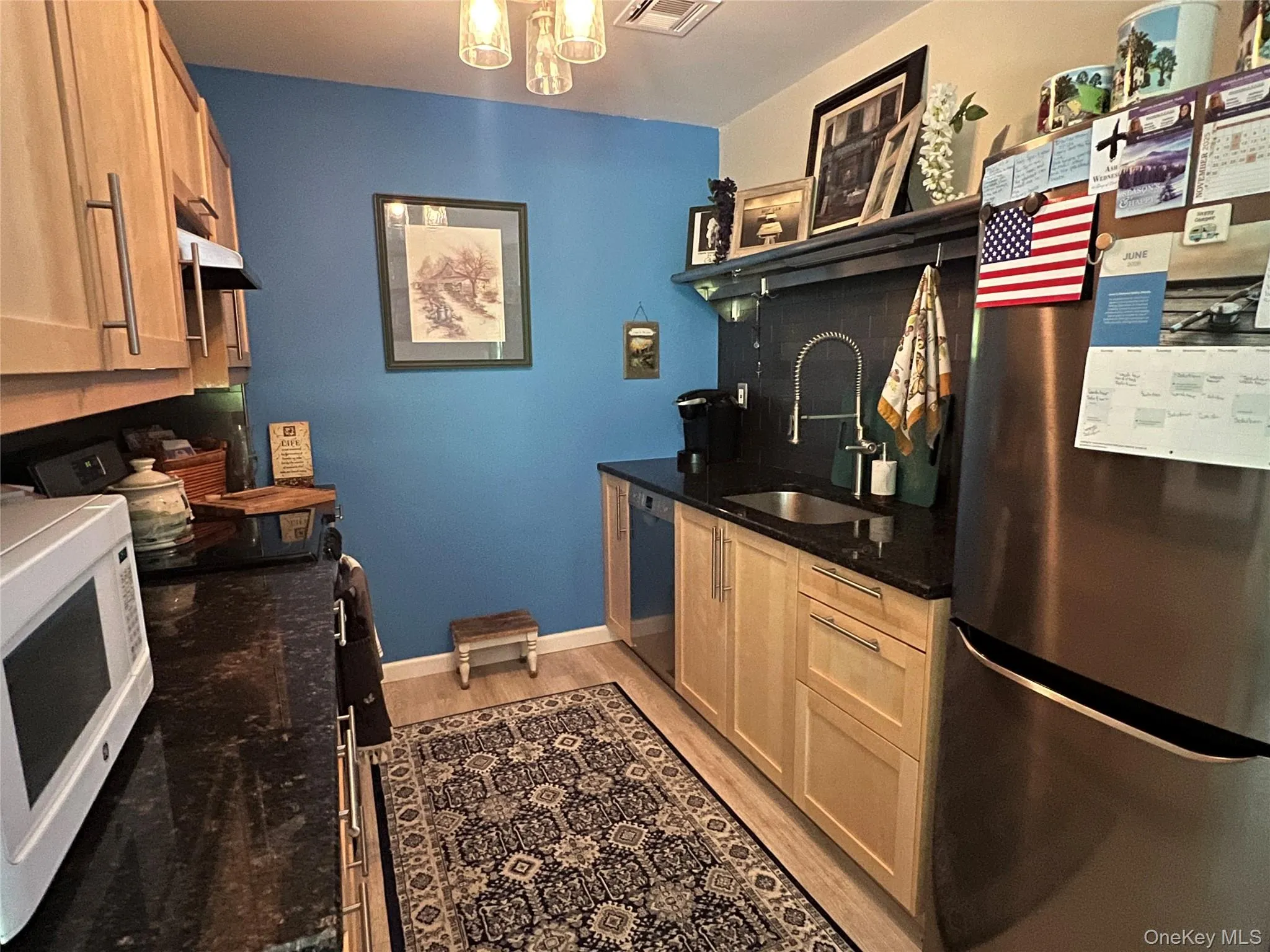311 Woodbridge Drive, Brookhaven, NY, 1 Bedroom Bedrooms, 4 Rooms Rooms,1 BathroomBathrooms,Residential Lease,For Rent,Woodbridge,0,1024854 311 Woodbridge Drive, Brookhaven, NY, 1 Bedroom Bedrooms, 4 Rooms Rooms,1 BathroomBathrooms,Residential Lease,For Rent,Woodbridge,0,1024854