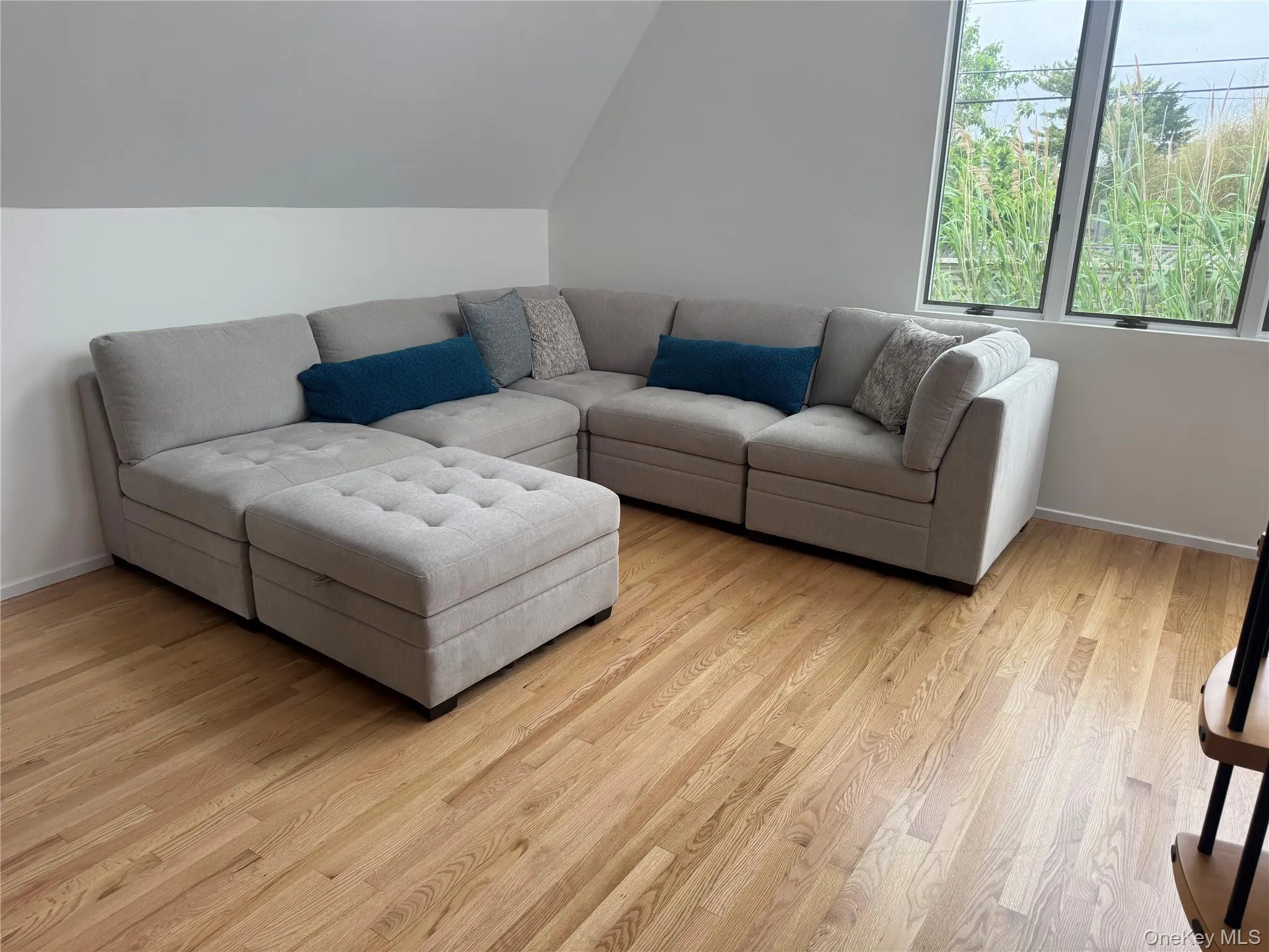 31 Ivy Avenue, Islip, NY, 4 Bedrooms Bedrooms, 10 Rooms Rooms,3 BathroomsBathrooms,Residential,For Rent,Ivy,0,1024856 31 Ivy Avenue, Islip, NY, 4 Bedrooms Bedrooms, 10 Rooms Rooms,3 BathroomsBathrooms,Residential,For Rent,Ivy,0,1024856