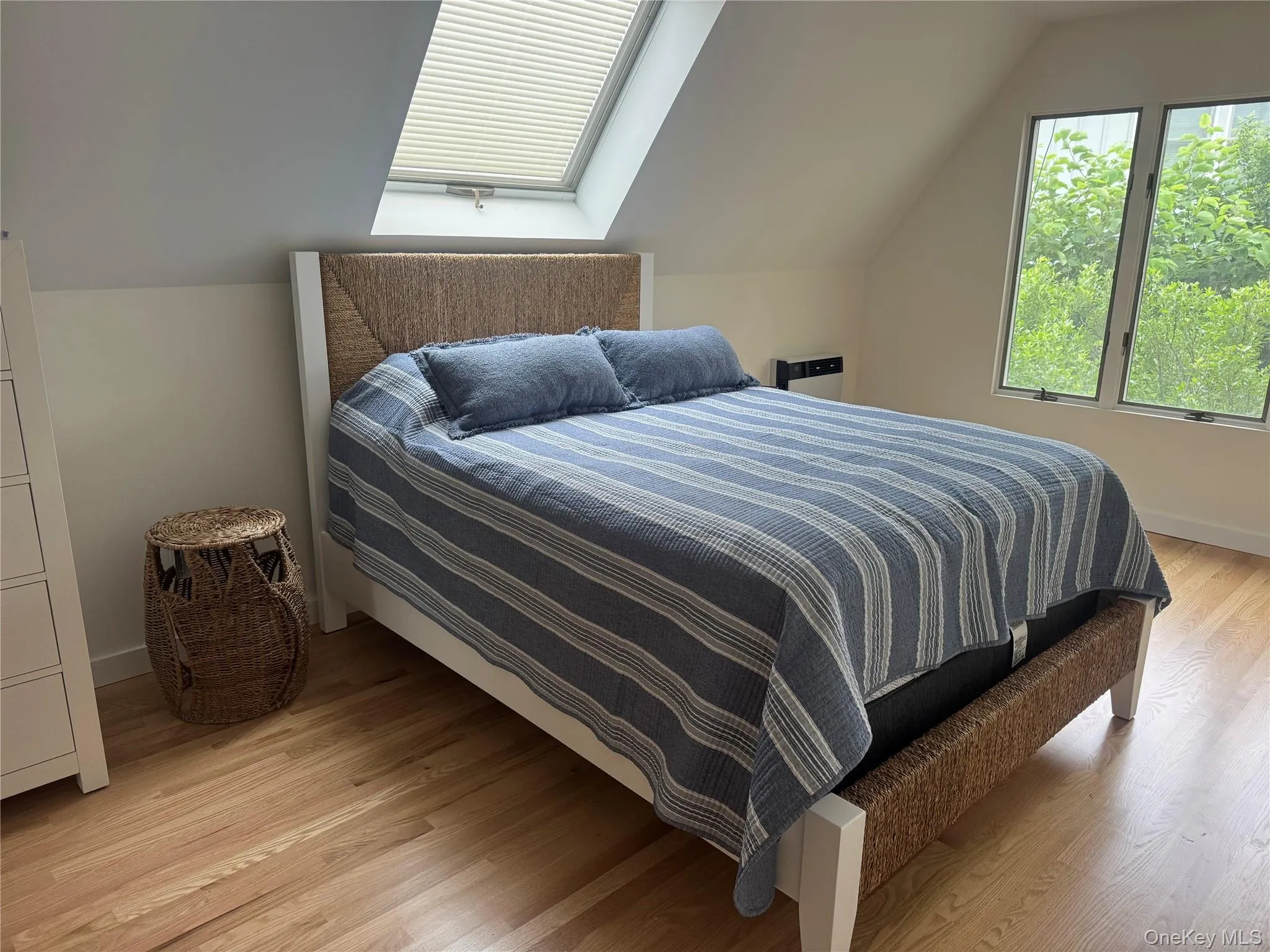 31 Ivy Avenue, Islip, NY, 4 Bedrooms Bedrooms, 10 Rooms Rooms,3 BathroomsBathrooms,Residential,For Rent,Ivy,0,1024856 31 Ivy Avenue, Islip, NY, 4 Bedrooms Bedrooms, 10 Rooms Rooms,3 BathroomsBathrooms,Residential,For Rent,Ivy,0,1024856
