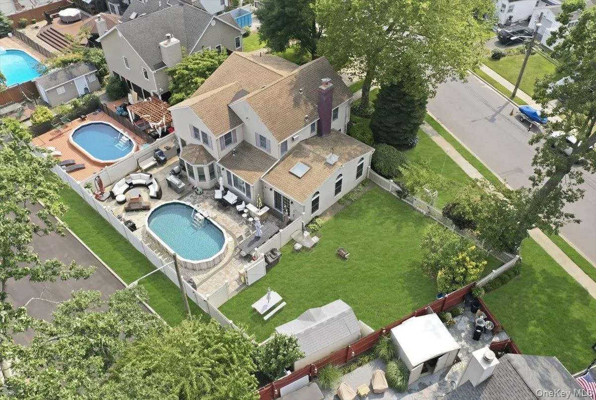 2785 Harvey Avenue, Hempstead, NY, 4 Bedrooms Bedrooms, 8 Rooms Rooms,2 BathroomsBathrooms,Residential,For Rent,Harvey,0,1024857 2785 Harvey Avenue, Hempstead, NY, 4 Bedrooms Bedrooms, 8 Rooms Rooms,2 BathroomsBathrooms,Residential,For Rent,Harvey,0,1024857