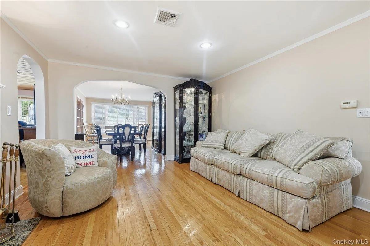 2785 Harvey Avenue, Hempstead, NY, 4 Bedrooms Bedrooms, 8 Rooms Rooms,2 BathroomsBathrooms,Residential,For Rent,Harvey,0,1024857 2785 Harvey Avenue, Hempstead, NY, 4 Bedrooms Bedrooms, 8 Rooms Rooms,2 BathroomsBathrooms,Residential,For Rent,Harvey,0,1024857