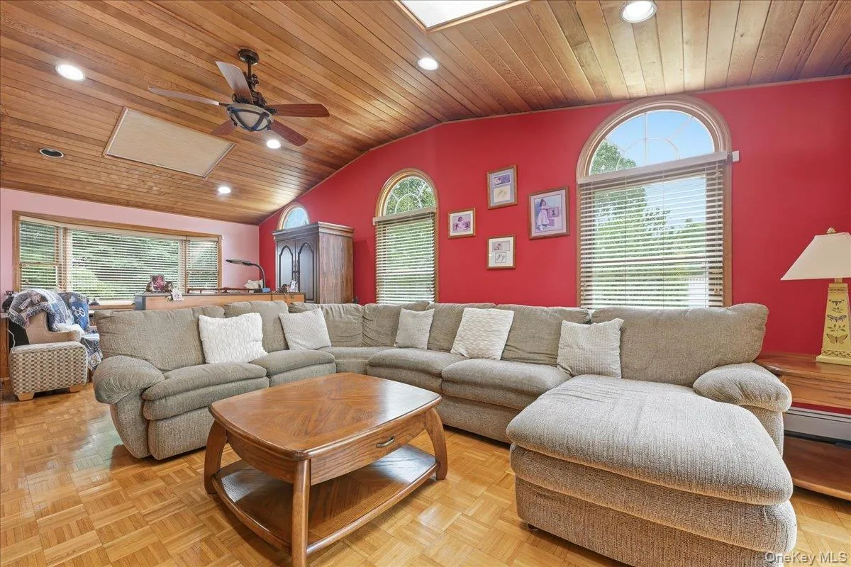 2785 Harvey Avenue, Hempstead, NY, 4 Bedrooms Bedrooms, 8 Rooms Rooms,2 BathroomsBathrooms,Residential,For Rent,Harvey,0,1024857 2785 Harvey Avenue, Hempstead, NY, 4 Bedrooms Bedrooms, 8 Rooms Rooms,2 BathroomsBathrooms,Residential,For Rent,Harvey,0,1024857