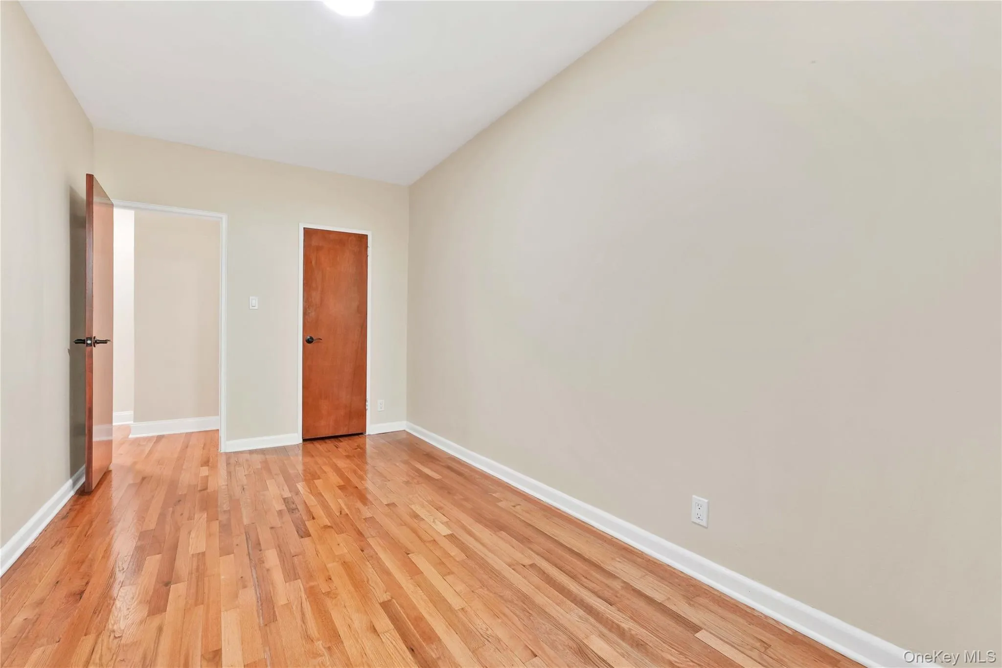 5306 Glenwood Road, New York, NY, 2 Bedrooms Bedrooms, 5 Rooms Rooms,1 BathroomBathrooms,Residential Lease,For Rent,Glenwood,0,1024860 5306 Glenwood Road, New York, NY, 2 Bedrooms Bedrooms, 5 Rooms Rooms,1 BathroomBathrooms,Residential Lease,For Rent,Glenwood,0,1024860