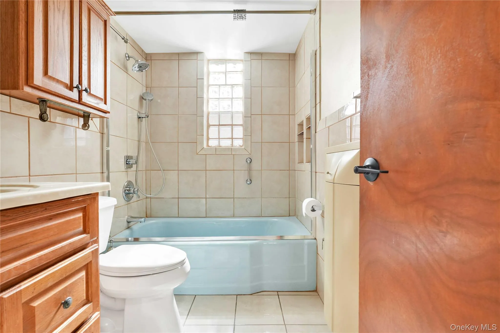 5306 Glenwood Road, New York, NY, 2 Bedrooms Bedrooms, 5 Rooms Rooms,1 BathroomBathrooms,Residential Lease,For Rent,Glenwood,0,1024860 5306 Glenwood Road, New York, NY, 2 Bedrooms Bedrooms, 5 Rooms Rooms,1 BathroomBathrooms,Residential Lease,For Rent,Glenwood,0,1024860