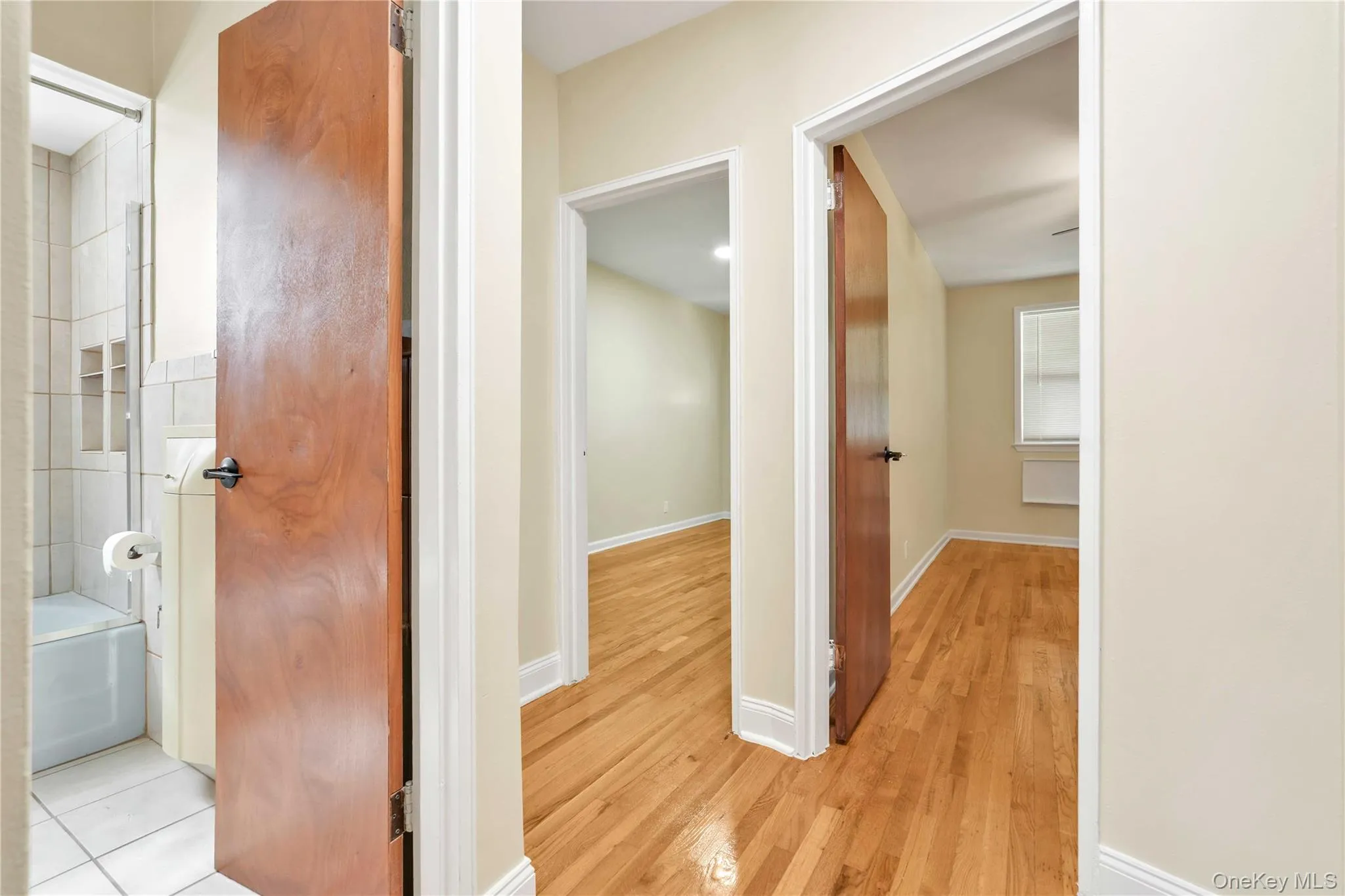 5306 Glenwood Road, New York, NY, 2 Bedrooms Bedrooms, 5 Rooms Rooms,1 BathroomBathrooms,Residential Lease,For Rent,Glenwood,0,1024860 5306 Glenwood Road, New York, NY, 2 Bedrooms Bedrooms, 5 Rooms Rooms,1 BathroomBathrooms,Residential Lease,For Rent,Glenwood,0,1024860