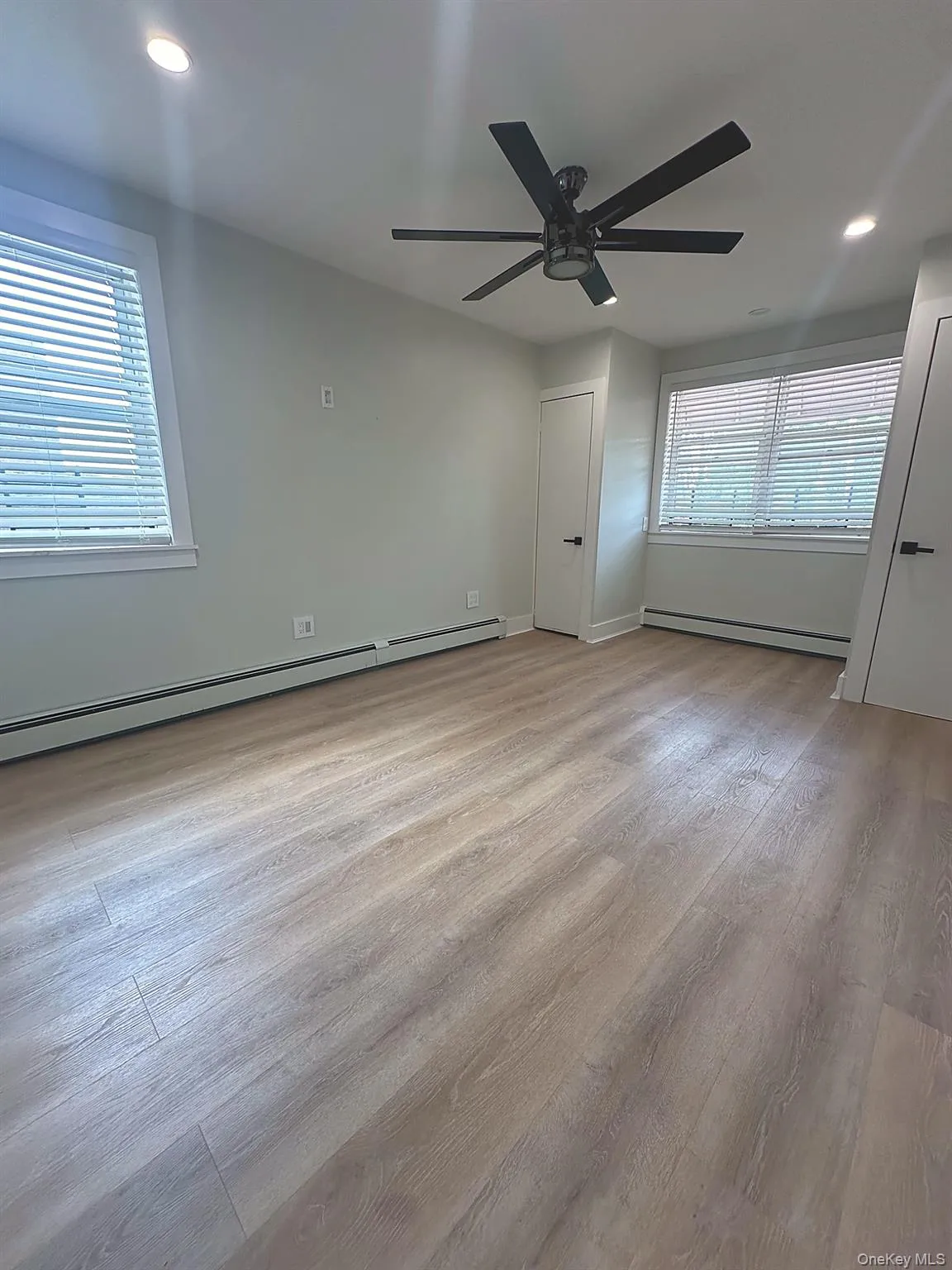 1440 Needham Avenue, New York, NY, 3 Bedrooms Bedrooms, 6 Rooms Rooms,2 BathroomsBathrooms,Residential Lease,For Rent,Needham,0,1024862 1440 Needham Avenue, New York, NY, 3 Bedrooms Bedrooms, 6 Rooms Rooms,2 BathroomsBathrooms,Residential Lease,For Rent,Needham,0,1024862