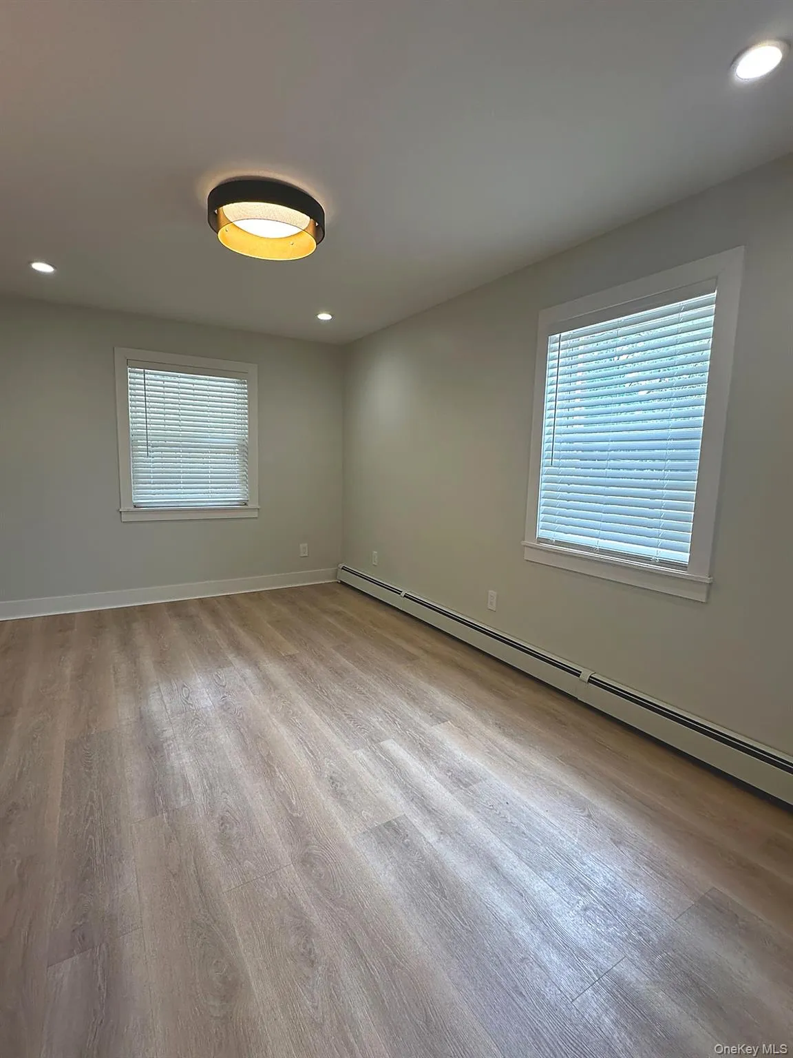 1440 Needham Avenue, New York, NY, 3 Bedrooms Bedrooms, 6 Rooms Rooms,2 BathroomsBathrooms,Residential Lease,For Rent,Needham,0,1024862 1440 Needham Avenue, New York, NY, 3 Bedrooms Bedrooms, 6 Rooms Rooms,2 BathroomsBathrooms,Residential Lease,For Rent,Needham,0,1024862