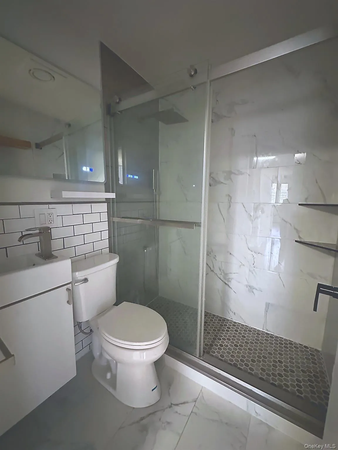 1440 Needham Avenue, New York, NY, 3 Bedrooms Bedrooms, 6 Rooms Rooms,2 BathroomsBathrooms,Residential Lease,For Rent,Needham,0,1024862 1440 Needham Avenue, New York, NY, 3 Bedrooms Bedrooms, 6 Rooms Rooms,2 BathroomsBathrooms,Residential Lease,For Rent,Needham,0,1024862