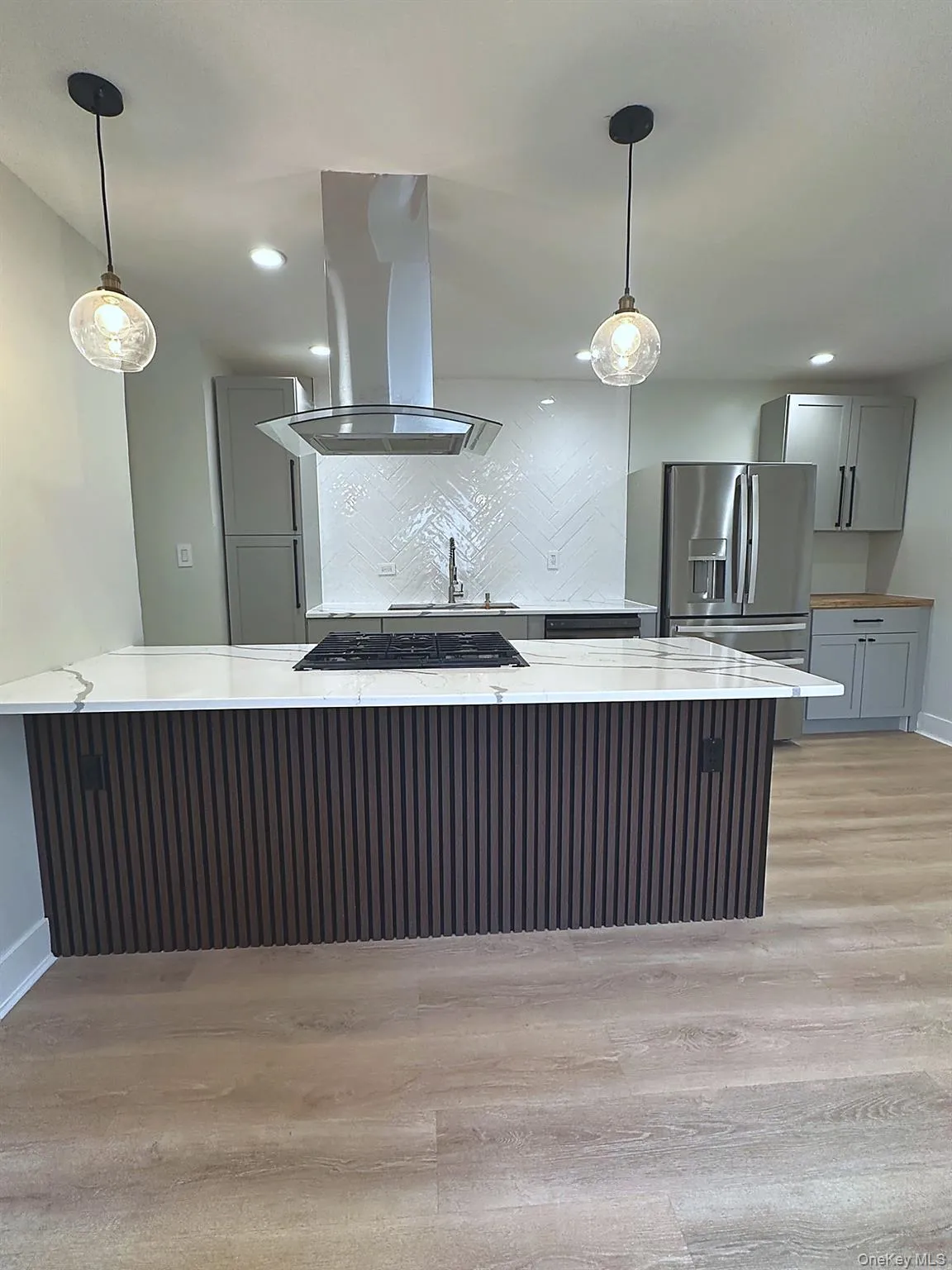 1440 Needham Avenue, New York, NY, 3 Bedrooms Bedrooms, 6 Rooms Rooms,2 BathroomsBathrooms,Residential Lease,For Rent,Needham,0,1024862 1440 Needham Avenue, New York, NY, 3 Bedrooms Bedrooms, 6 Rooms Rooms,2 BathroomsBathrooms,Residential Lease,For Rent,Needham,0,1024862