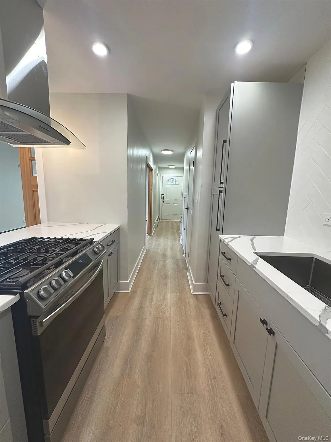 1440 Needham Avenue, New York, NY, 3 Bedrooms Bedrooms, 6 Rooms Rooms,2 BathroomsBathrooms,Residential Lease,For Rent,Needham,0,1024862 1440 Needham Avenue, New York, NY, 3 Bedrooms Bedrooms, 6 Rooms Rooms,2 BathroomsBathrooms,Residential Lease,For Rent,Needham,0,1024862