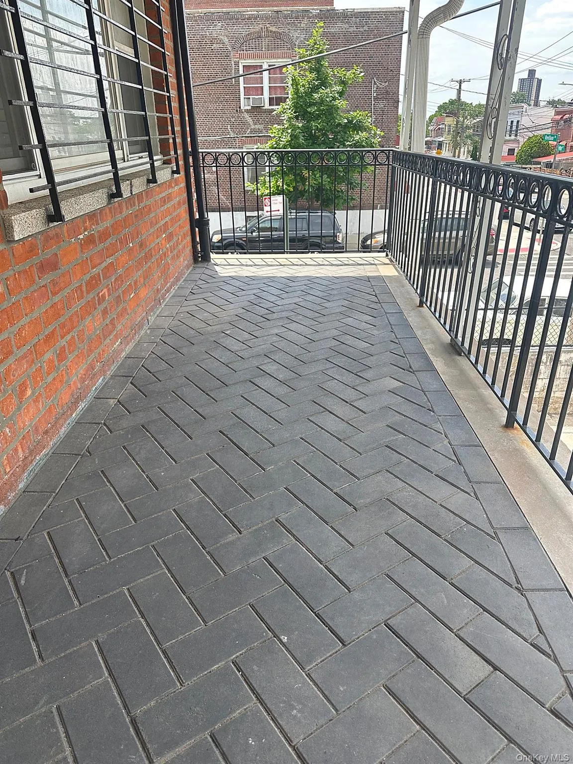 1440 Needham Avenue, New York, NY, 3 Bedrooms Bedrooms, 6 Rooms Rooms,2 BathroomsBathrooms,Residential Lease,For Rent,Needham,0,1024862 1440 Needham Avenue, New York, NY, 3 Bedrooms Bedrooms, 6 Rooms Rooms,2 BathroomsBathrooms,Residential Lease,For Rent,Needham,0,1024862