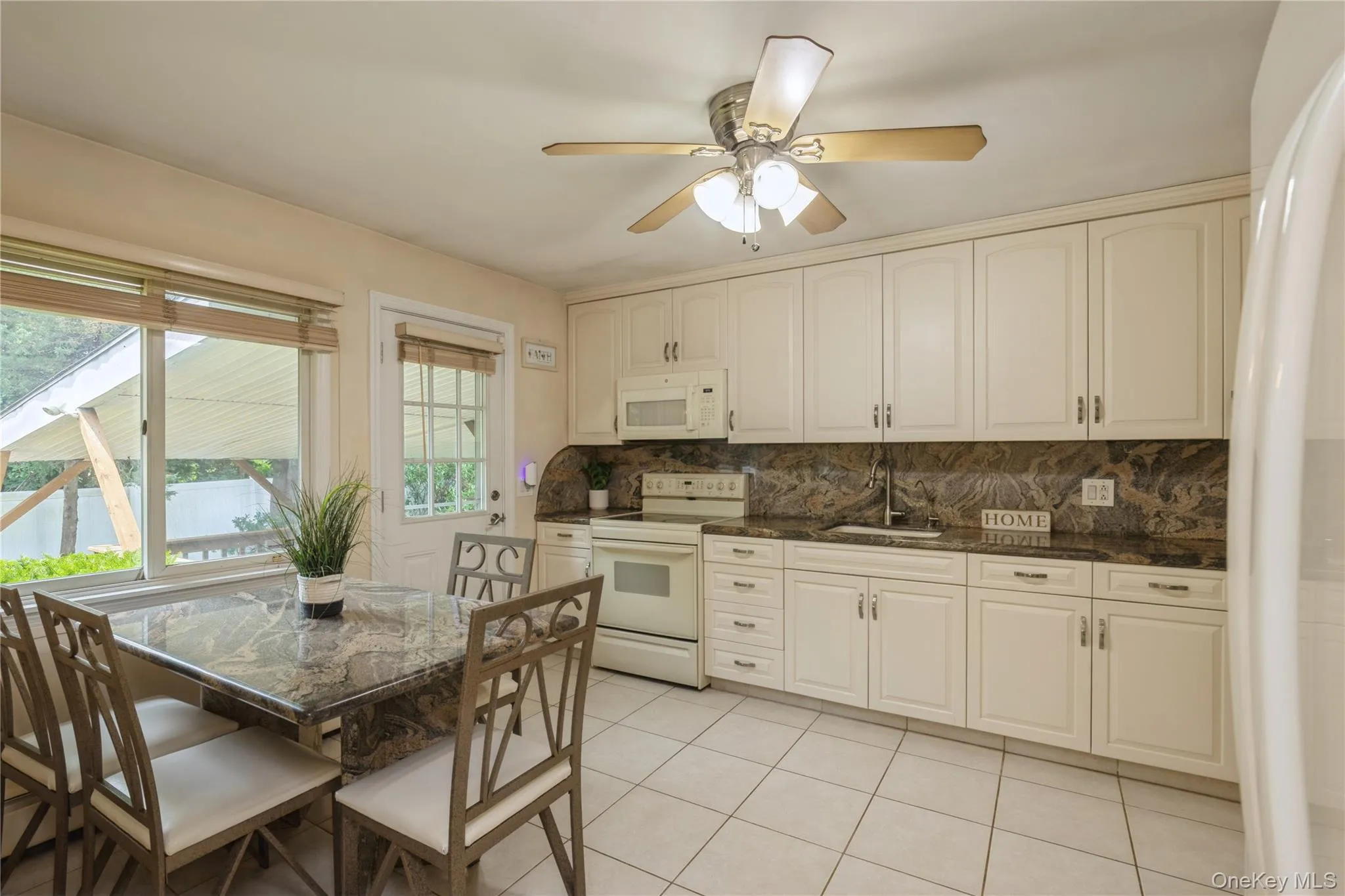7 Ebb Court, Huntington, NY, 4 Bedrooms Bedrooms, 8 Rooms Rooms,2 BathroomsBathrooms,Residential,For Rent,Ebb,0,1024866 7 Ebb Court, Huntington, NY, 4 Bedrooms Bedrooms, 8 Rooms Rooms,2 BathroomsBathrooms,Residential,For Rent,Ebb,0,1024866