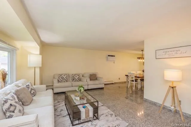 7 Ebb Court, Huntington, NY, 4 Bedrooms Bedrooms, 8 Rooms Rooms,2 BathroomsBathrooms,Residential,For Rent,Ebb,0,1024866 7 Ebb Court, Huntington, NY, 4 Bedrooms Bedrooms, 8 Rooms Rooms,2 BathroomsBathrooms,Residential,For Rent,Ebb,0,1024866