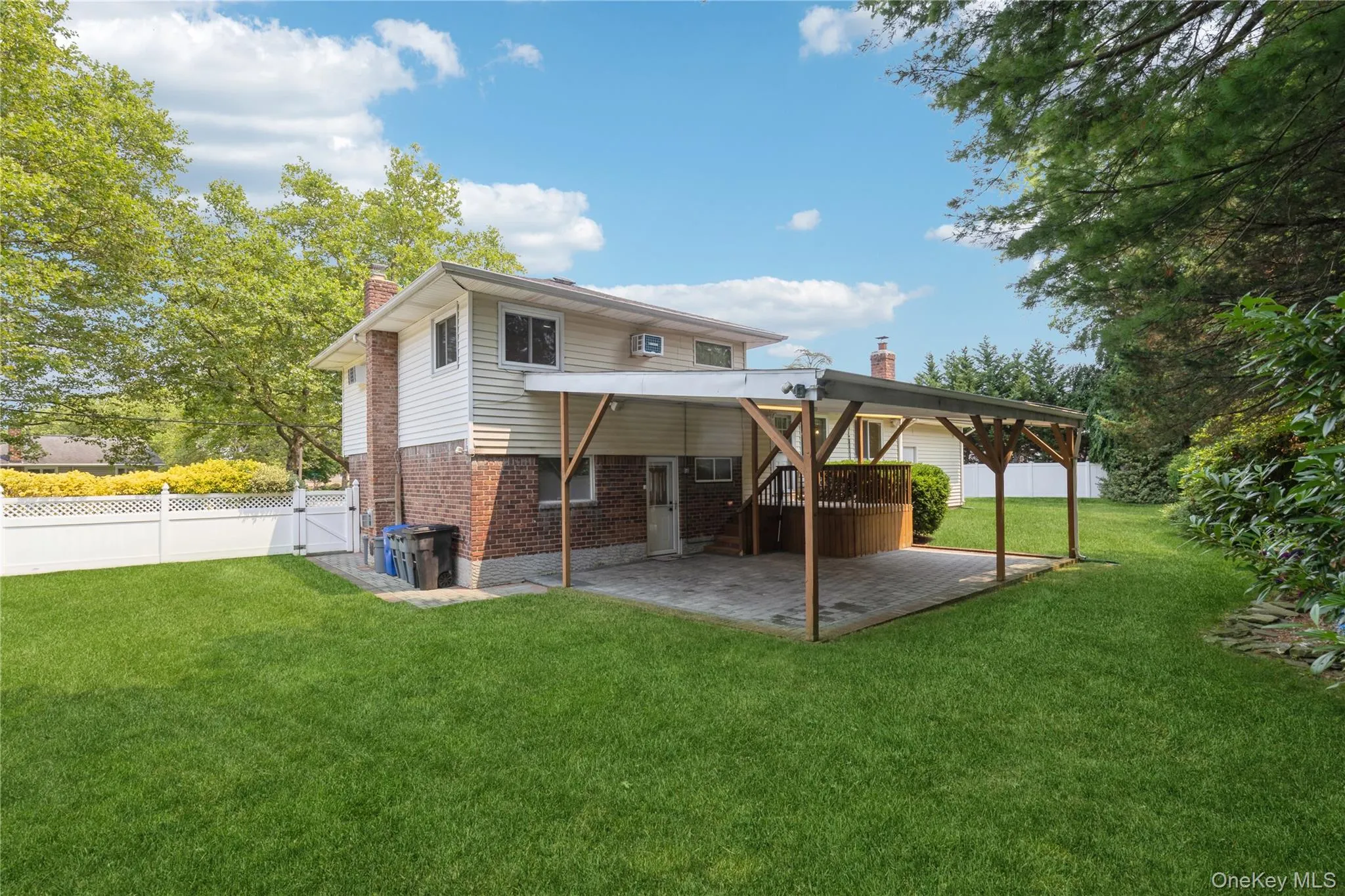 7 Ebb Court, Huntington, NY, 4 Bedrooms Bedrooms, 8 Rooms Rooms,2 BathroomsBathrooms,Residential,For Rent,Ebb,0,1024866 7 Ebb Court, Huntington, NY, 4 Bedrooms Bedrooms, 8 Rooms Rooms,2 BathroomsBathrooms,Residential,For Rent,Ebb,0,1024866
