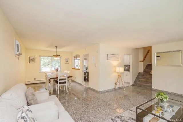 7 Ebb Court, Huntington, NY, 4 Bedrooms Bedrooms, 8 Rooms Rooms,2 BathroomsBathrooms,Residential,For Rent,Ebb,0,1024866 7 Ebb Court, Huntington, NY, 4 Bedrooms Bedrooms, 8 Rooms Rooms,2 BathroomsBathrooms,Residential,For Rent,Ebb,0,1024866