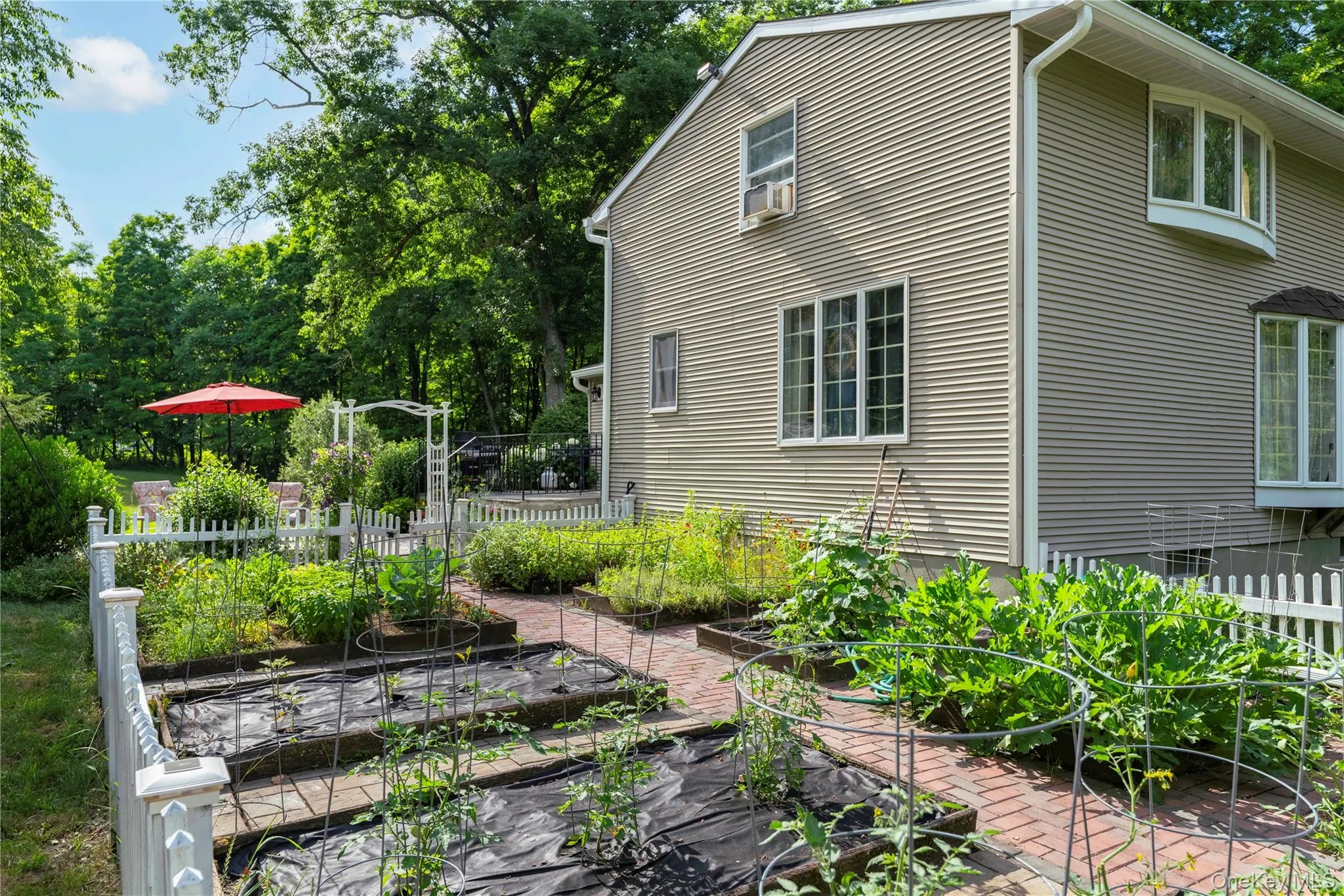 60 Traver Road, Pleasant Valley, NY, 4 Bedrooms Bedrooms, 11 Rooms Rooms,3 BathroomsBathrooms,Residential,For Rent,Traver,0,1024869 60 Traver Road, Pleasant Valley, NY, 4 Bedrooms Bedrooms, 11 Rooms Rooms,3 BathroomsBathrooms,Residential,For Rent,Traver,0,1024869