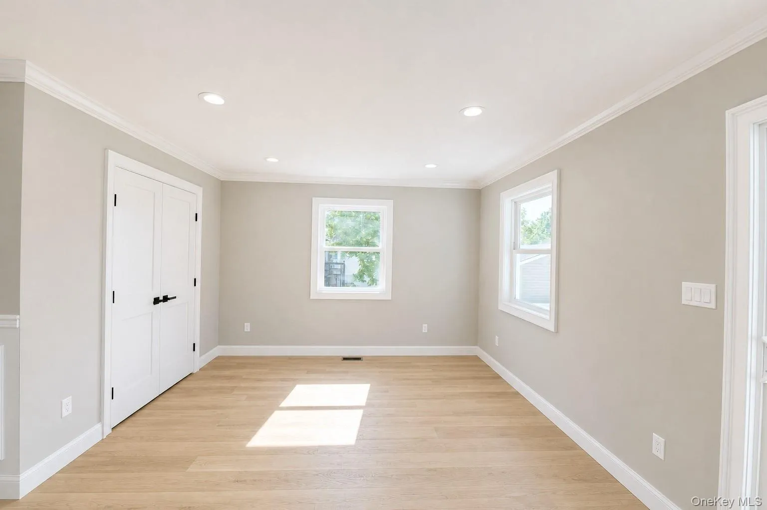 1316 R Street, Hempstead, NY, 4 Bedrooms Bedrooms, 7 Rooms Rooms,2 BathroomsBathrooms,Residential,For Rent,R,0,1024871 1316 R Street, Hempstead, NY, 4 Bedrooms Bedrooms, 7 Rooms Rooms,2 BathroomsBathrooms,Residential,For Rent,R,0,1024871