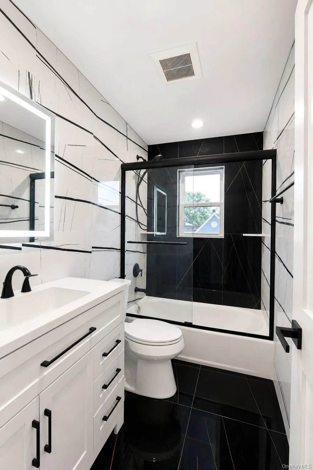 1320 R Street, Hempstead, NY, 5 Bedrooms Bedrooms, 10 Rooms Rooms,3 BathroomsBathrooms,Residential,For Rent,R,0,1024872 1320 R Street, Hempstead, NY, 5 Bedrooms Bedrooms, 10 Rooms Rooms,3 BathroomsBathrooms,Residential,For Rent,R,0,1024872